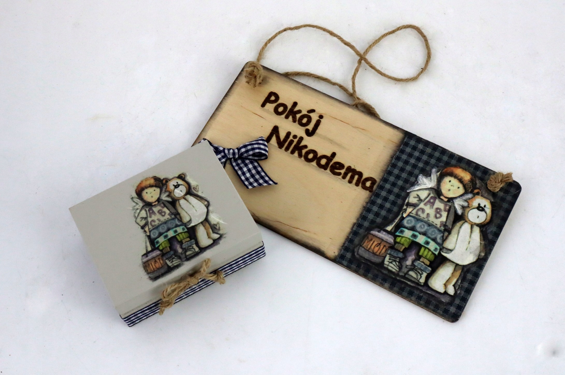 Schránka +tabulka na dveře do pokoje personalizovaná, na mlékovky