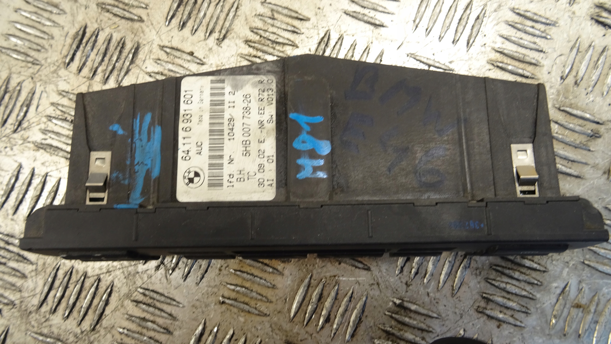 BMW E46 PANEL KLIMY 64116931601 5HB00773826 NR M81