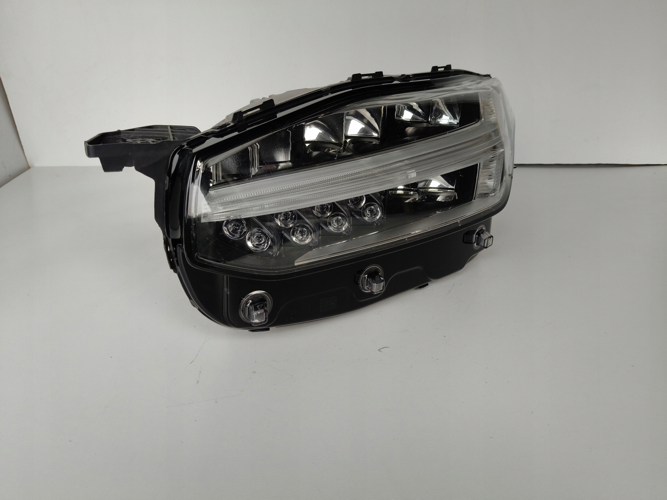 light left REFLEKTOR VOLVO XC90 II 15- FULL LED ACTIVE HIGH BEAM