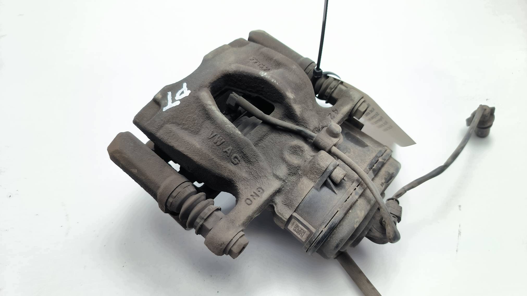 strmeň brzdový zadok pravý AUDI A4 B9
