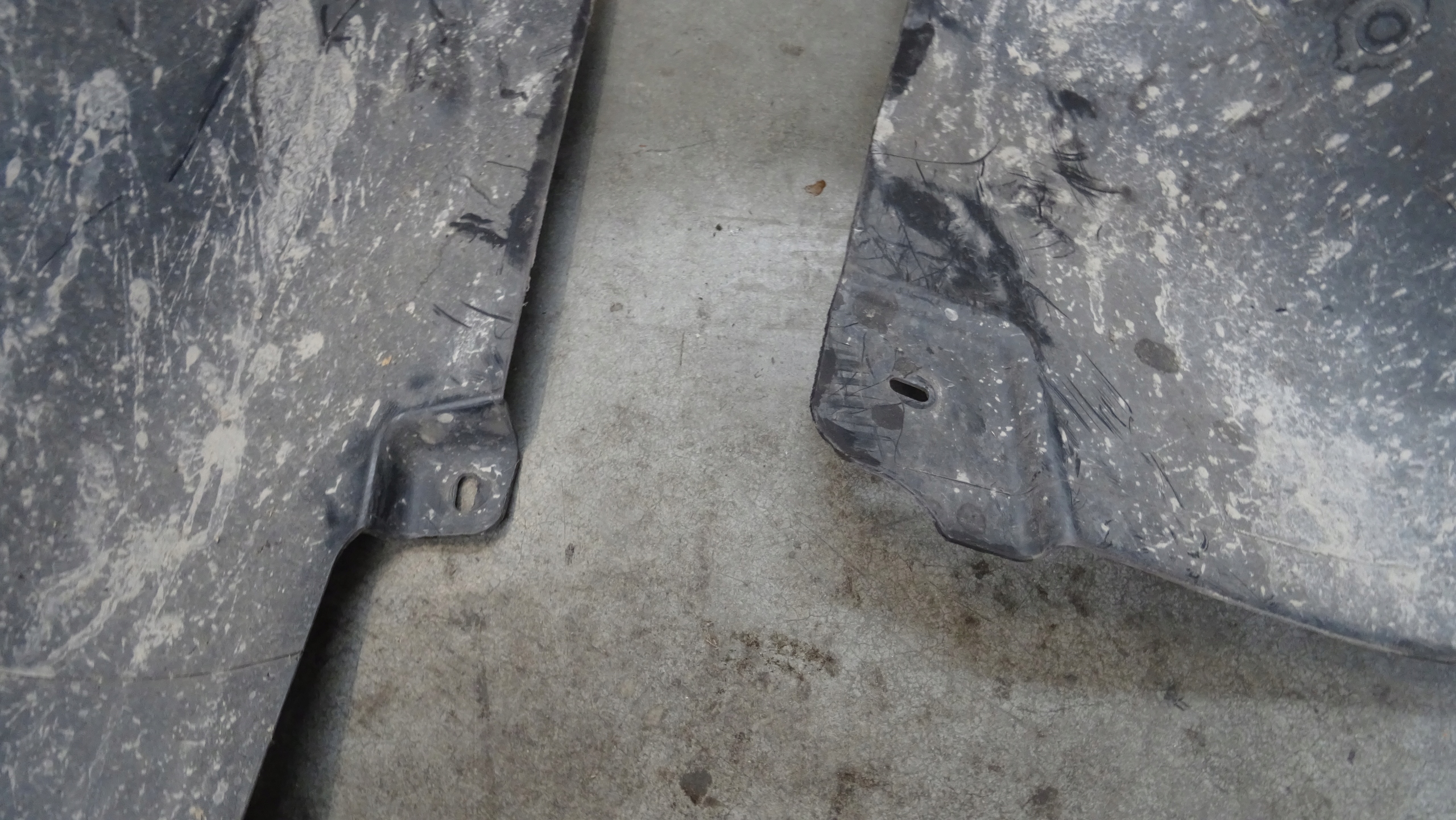 VW PASSAT B8 mudguard front right 3G0805970F 17R