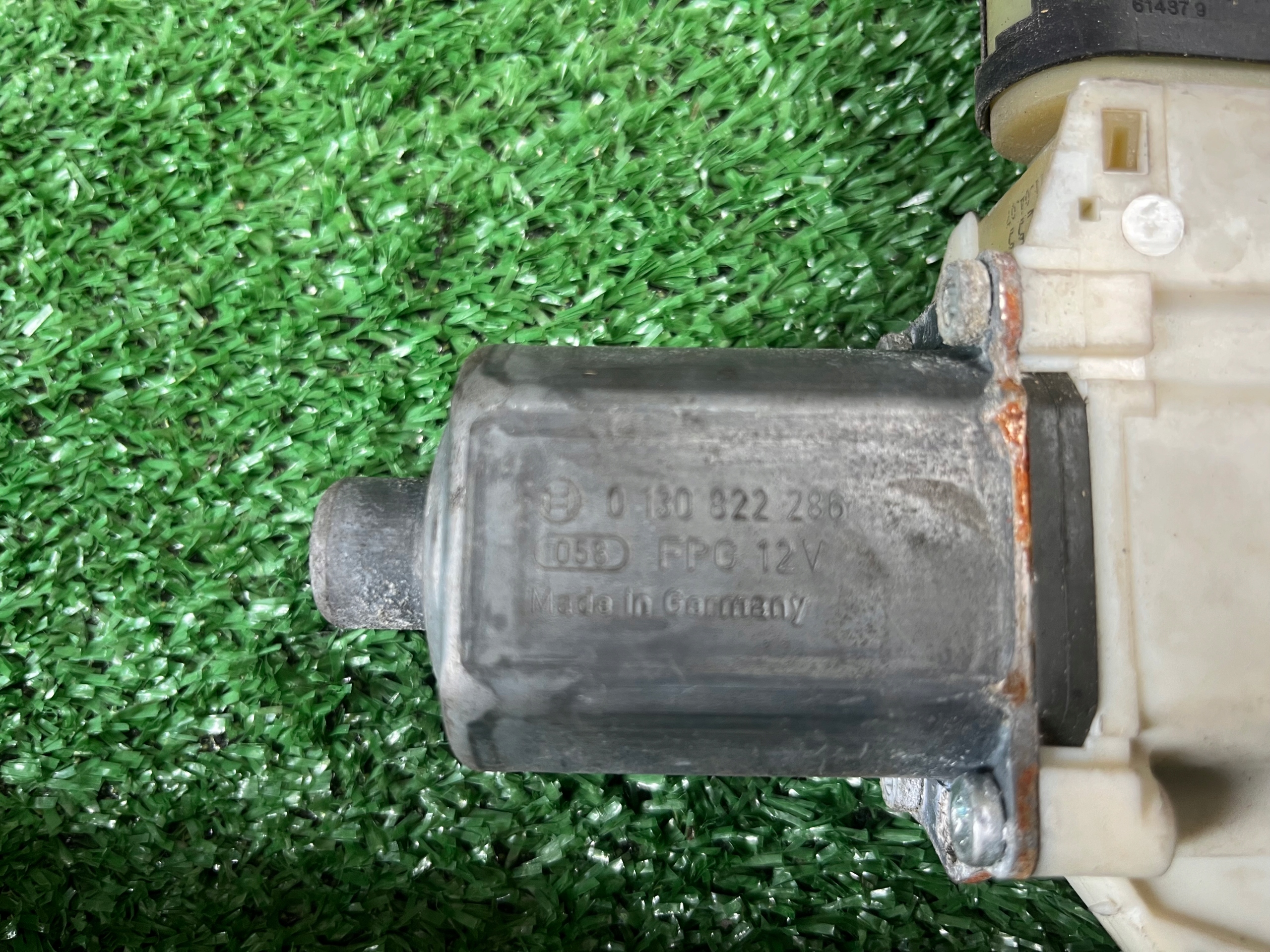ELE mechanism windows right front FORD S-MAX 0130822286