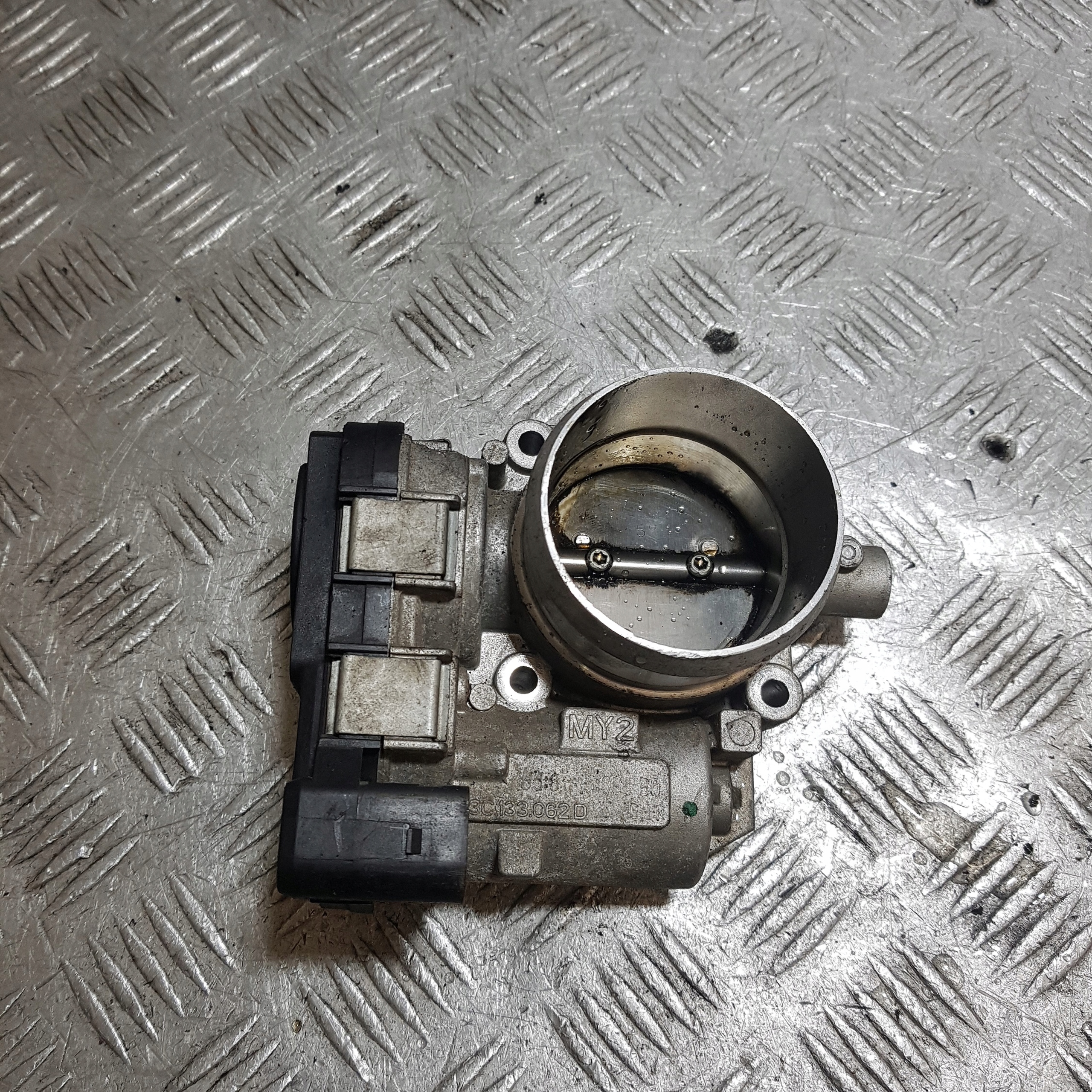 Valvola a farfalla VOLKSWAGEN GOLF 5 1.4 TSI 03C133062D