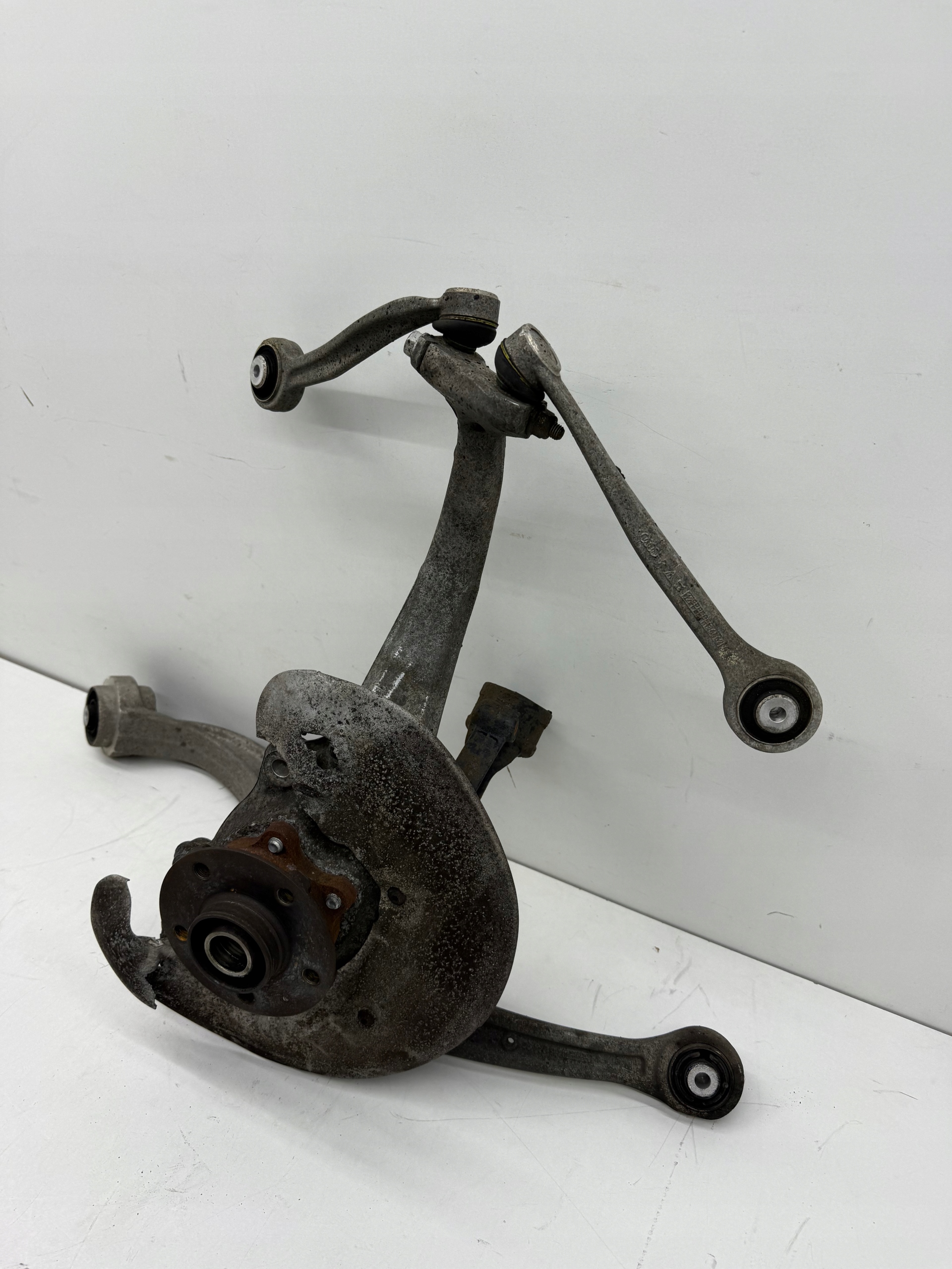 AUDI A6 A7 C7 swing right front arm of the arm complete