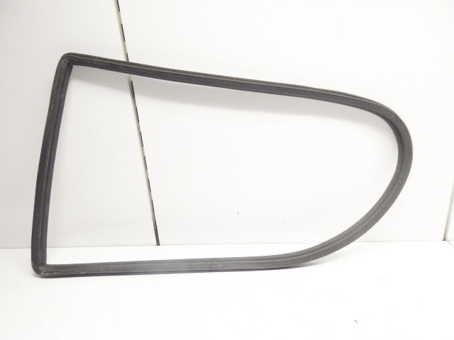 SEICENTO 187 USZCZELKA SZYBY KAROSERYJNEJ TYŁ LEWA