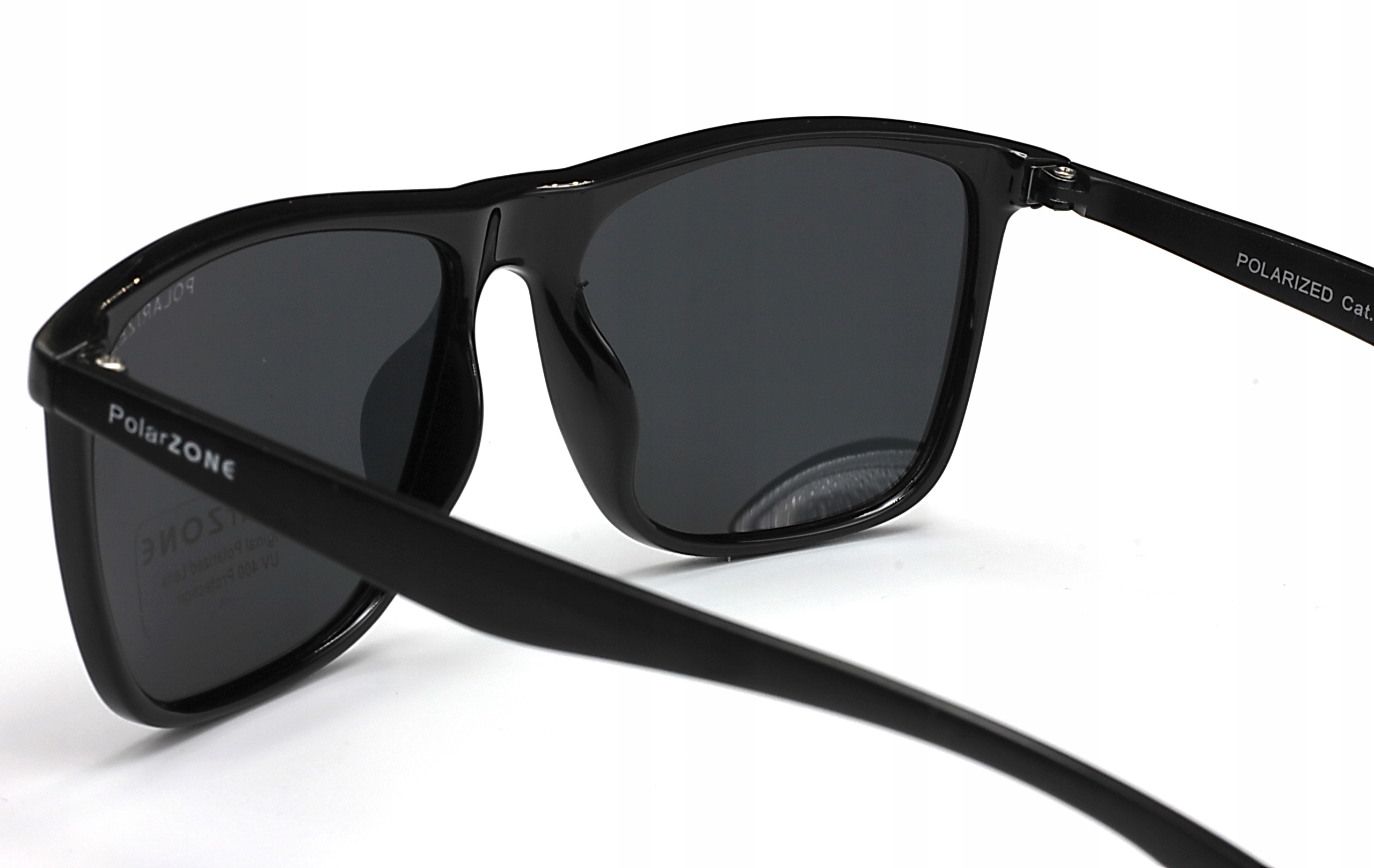 OKULARY PRZECIWSŁONECZNE POLARYZACYJNE ETUI UV 400 Fason nerdy