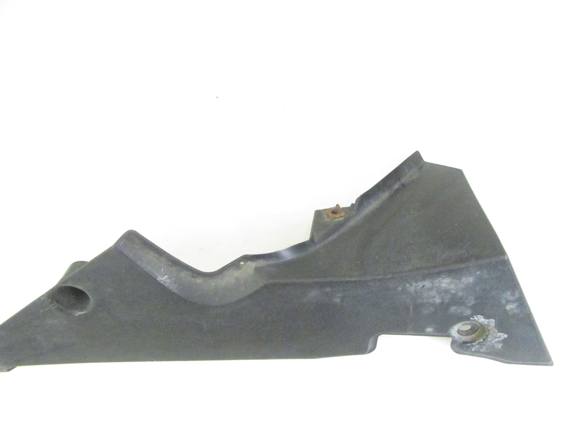 cover tanks chassis left BMW e60 e61 sedan KOMBI
