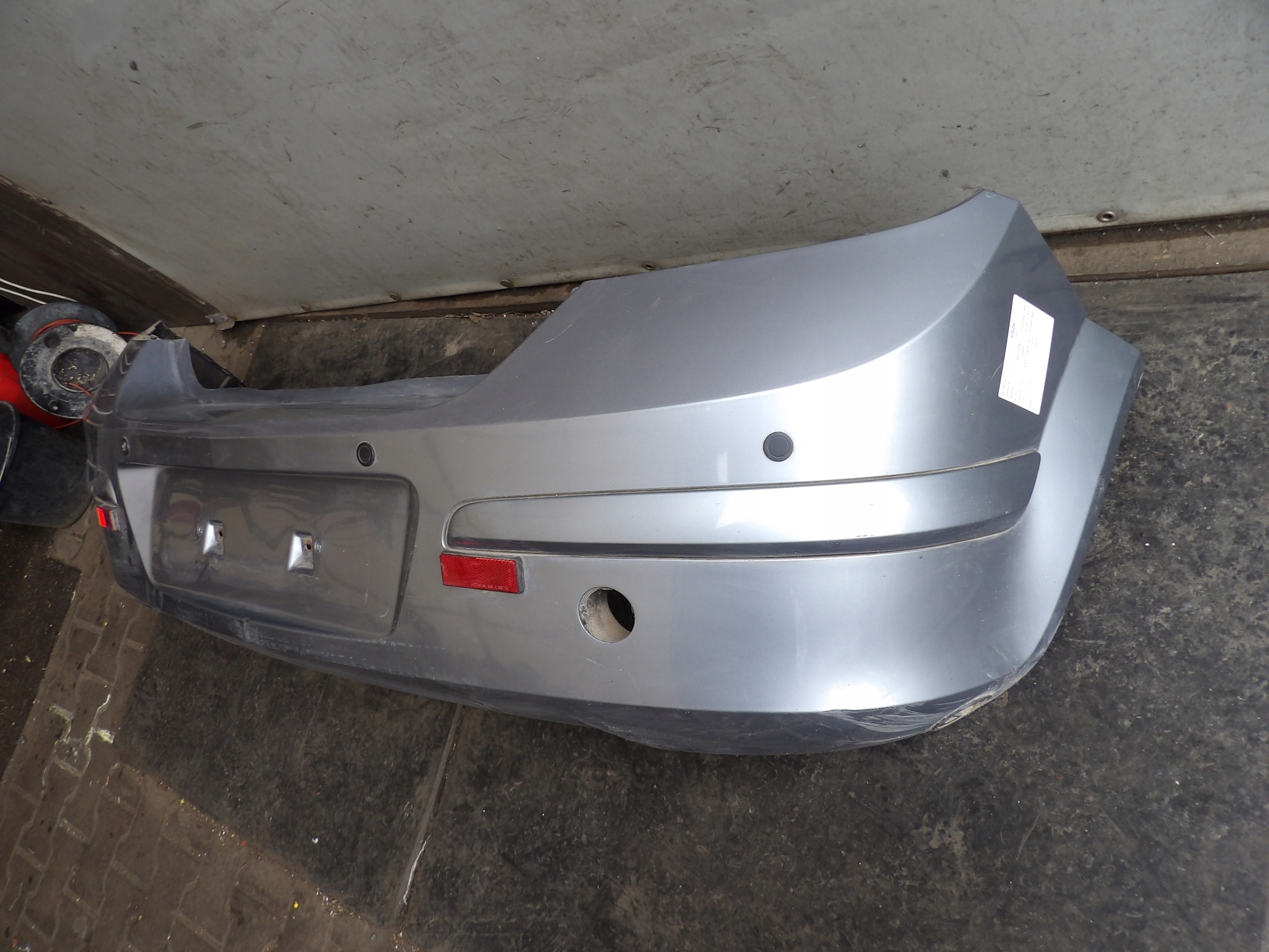 Opel Astra H bumper rear 5HB Z163