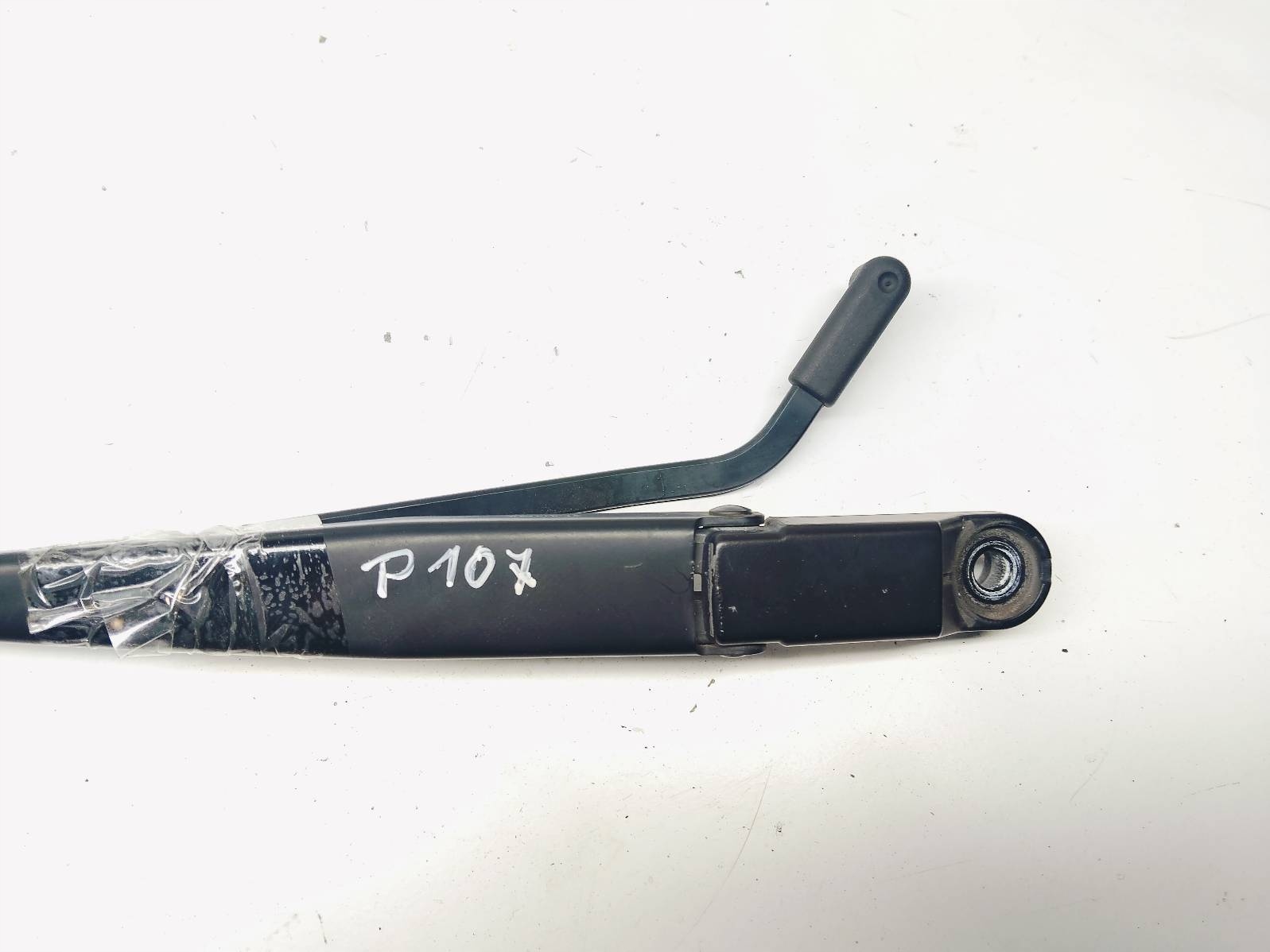wiper arm front Peugeot 107 3D 1.0 12787