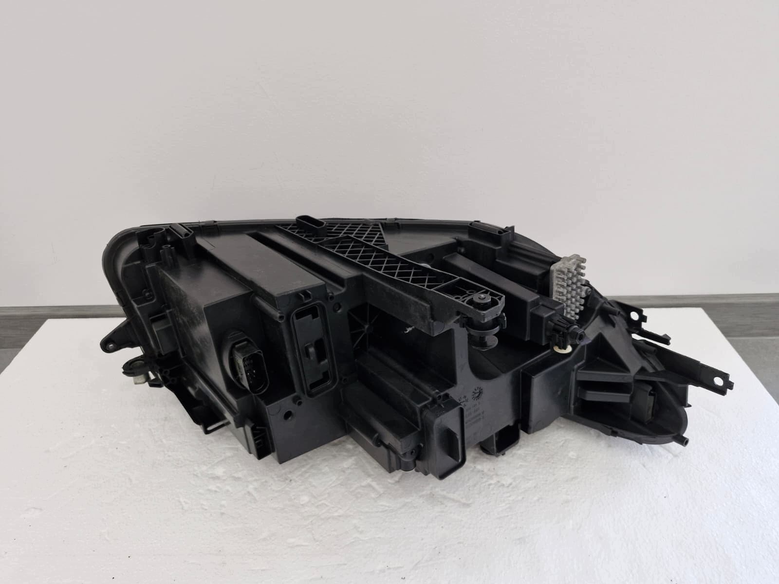 light left VW Tiguan II LIFT FULL LED