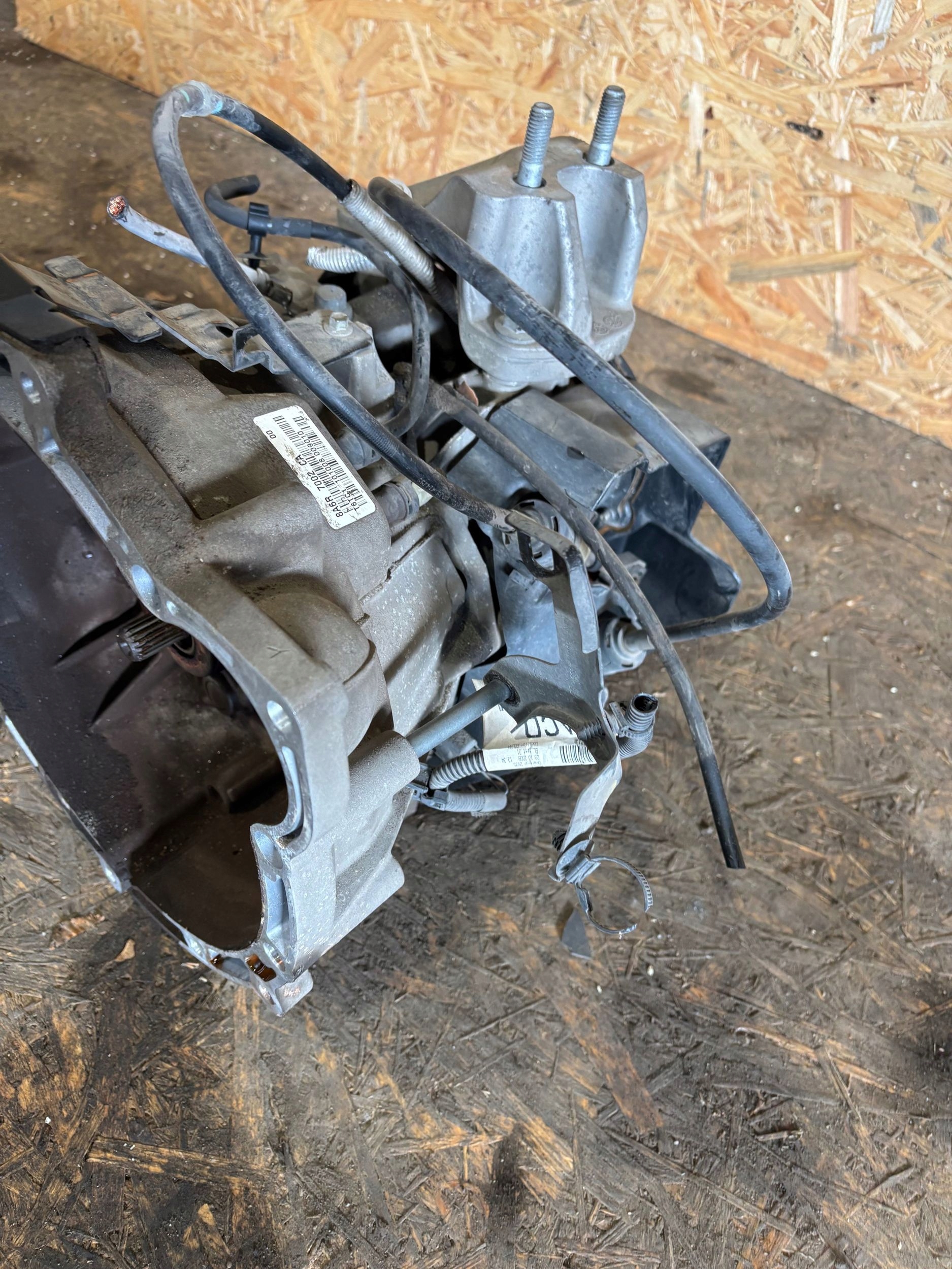 Getriebe FORD FIESTA MK7 1.25 8A6R7002CA