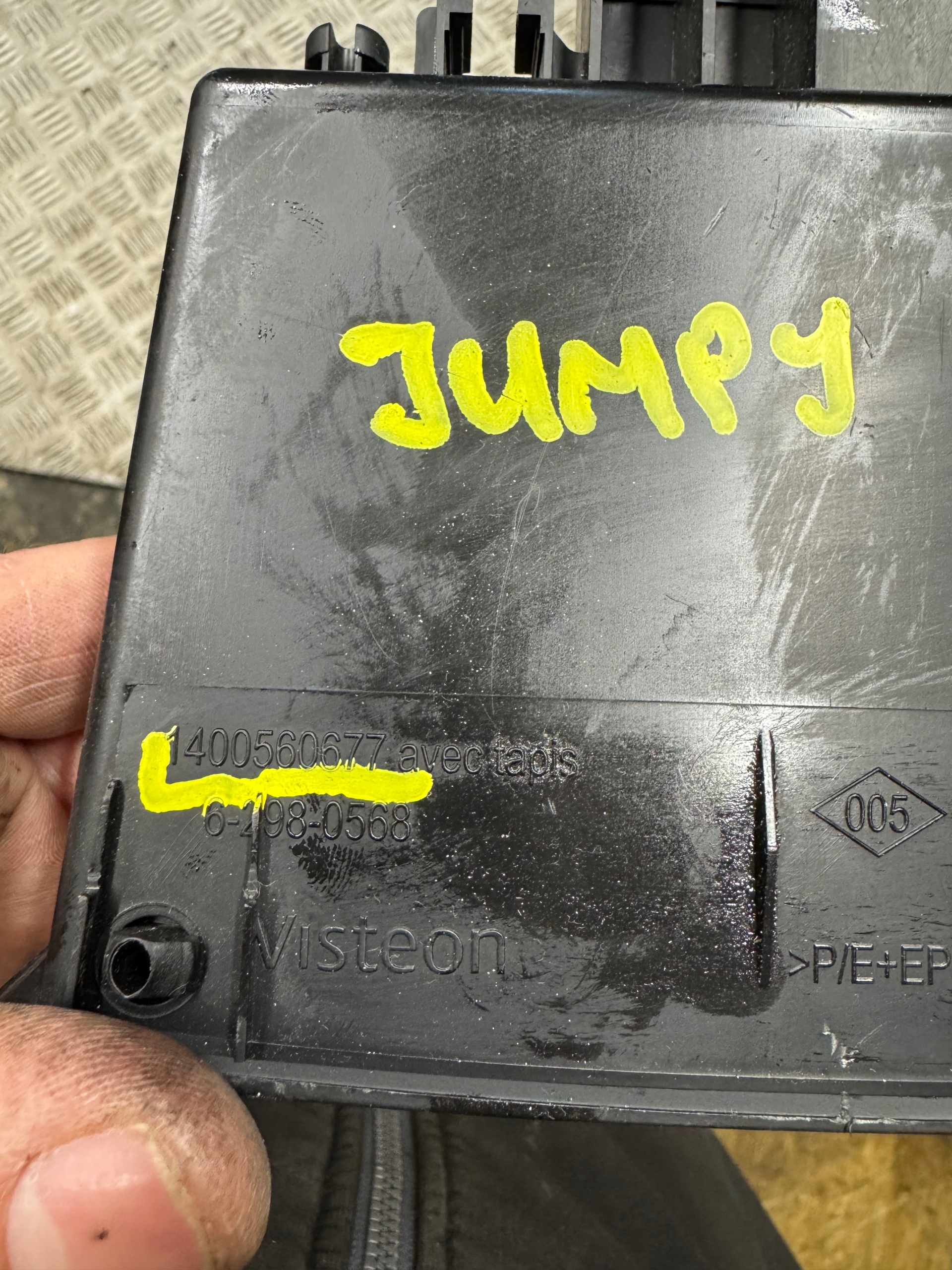 бардачок полка консоли Scudo II JUMPY EXPERT 1400560677