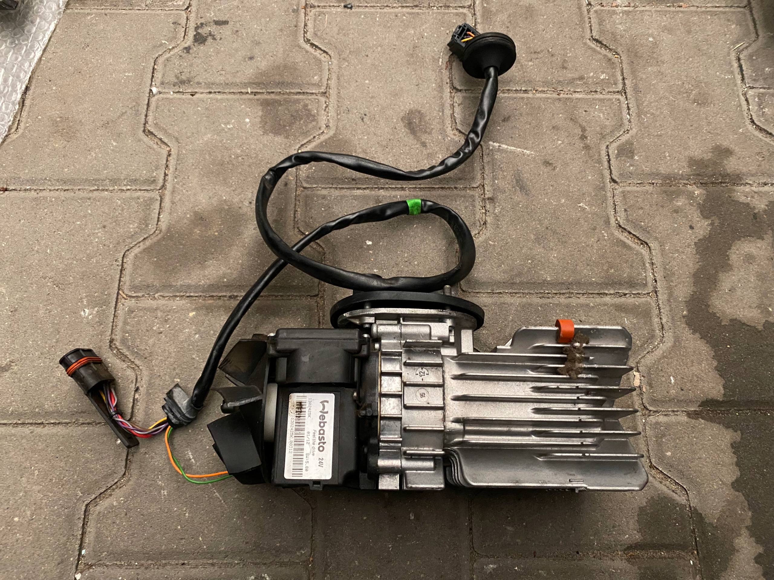 WEBASTO 24V паркувальний обігрівач Mercedes