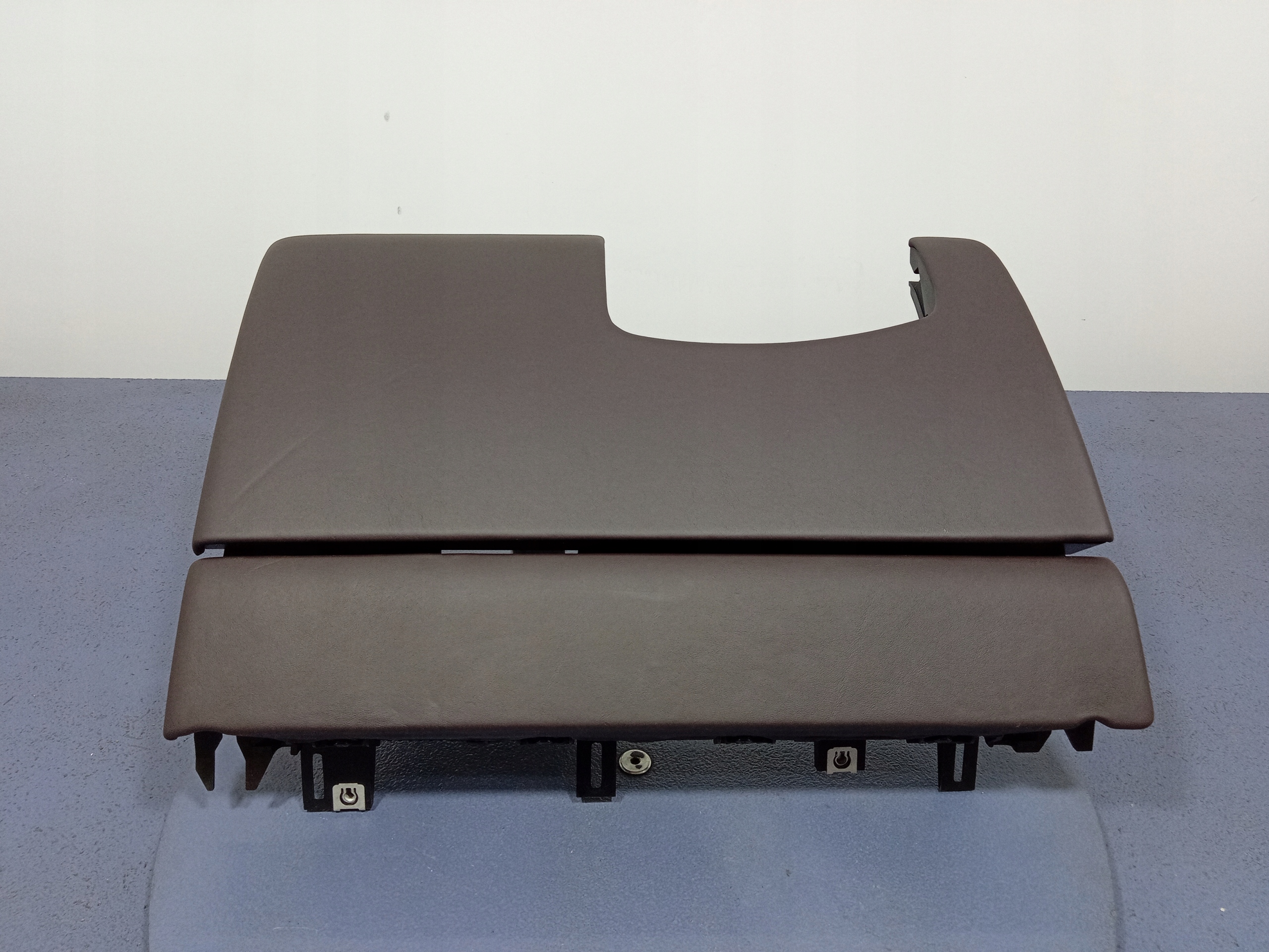 BENTLEY CONTINENTAL I 03- OSŁONA DESKI KONSOLI DOLNA LEWA 3W1880922C