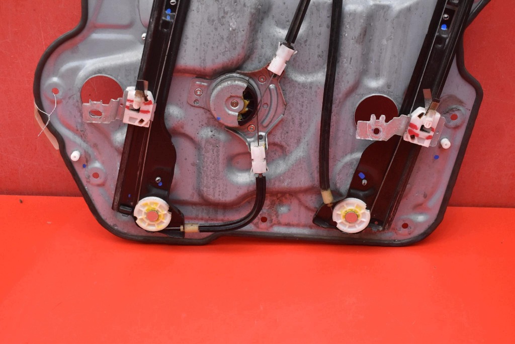 window regulator left front EU NISSAN QASHQAI 1 and J10 06-10