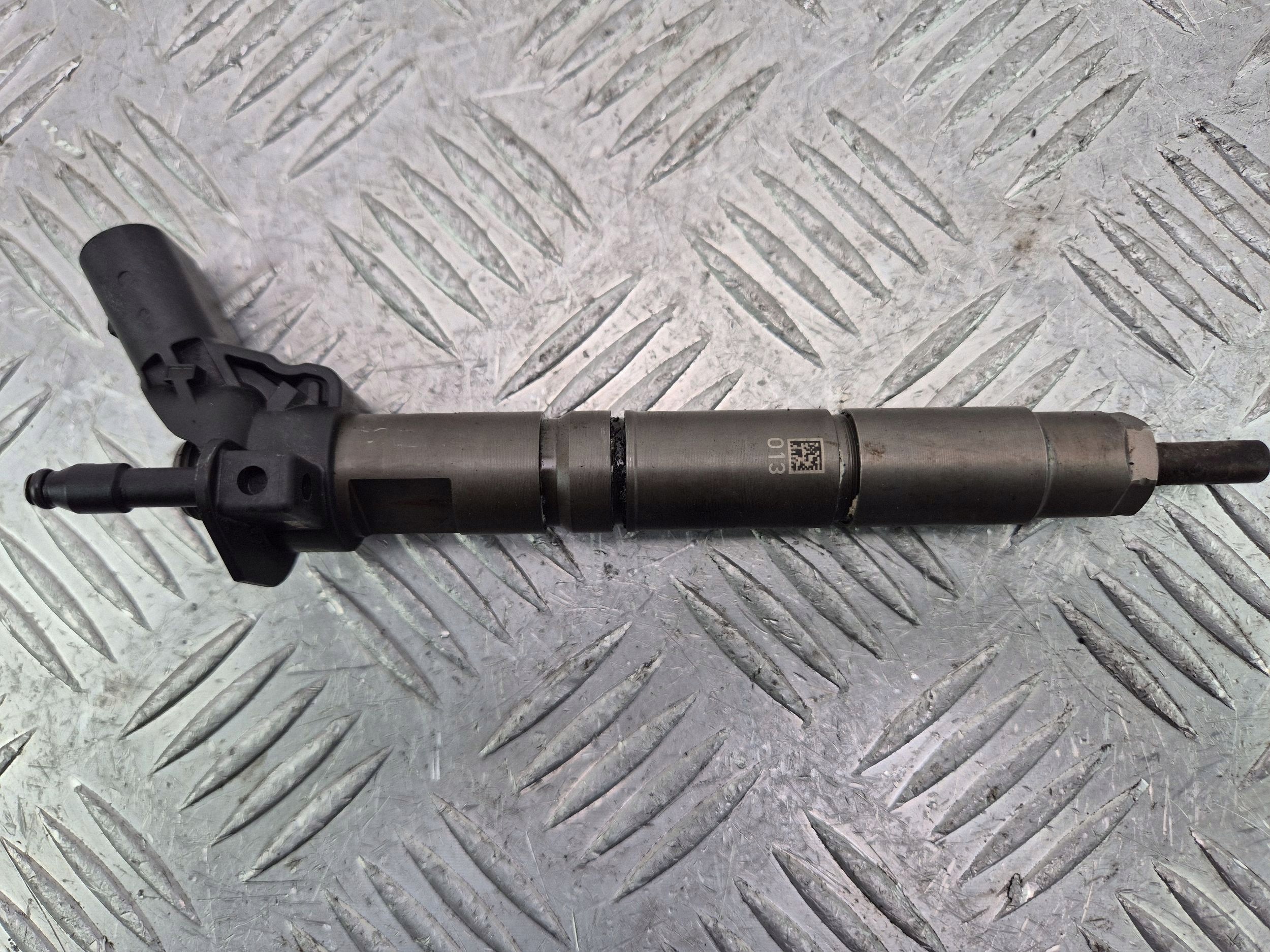 Mercedes E300 W211 injector A6420701387 642.920