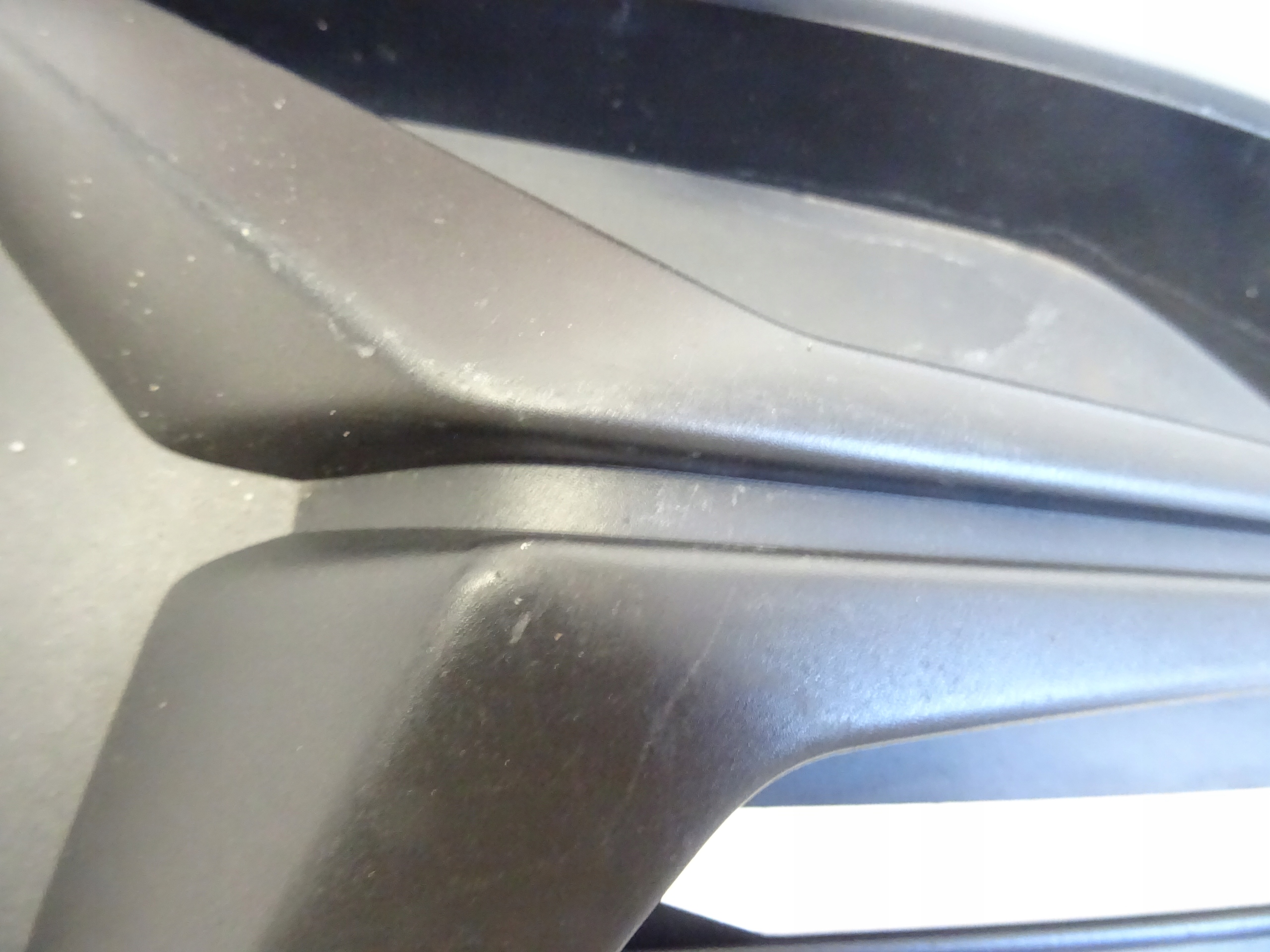grid of a bumper front front left AUDI Q3 II 83A807681B