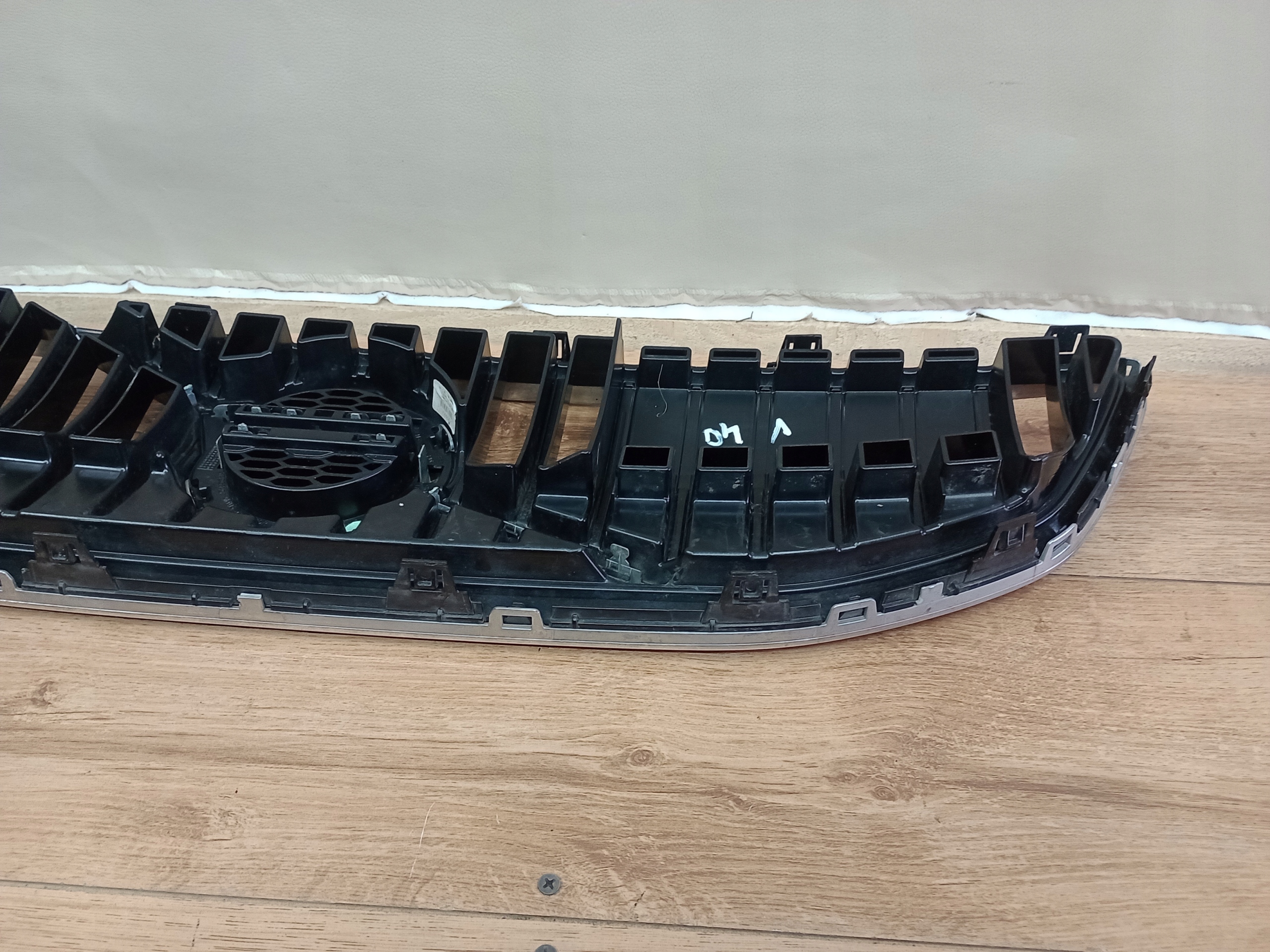 Volvo S40/S50/V40/V50 V40 Kühlergrill FRONTGRILL Kühlergitter - Thumbnail 10