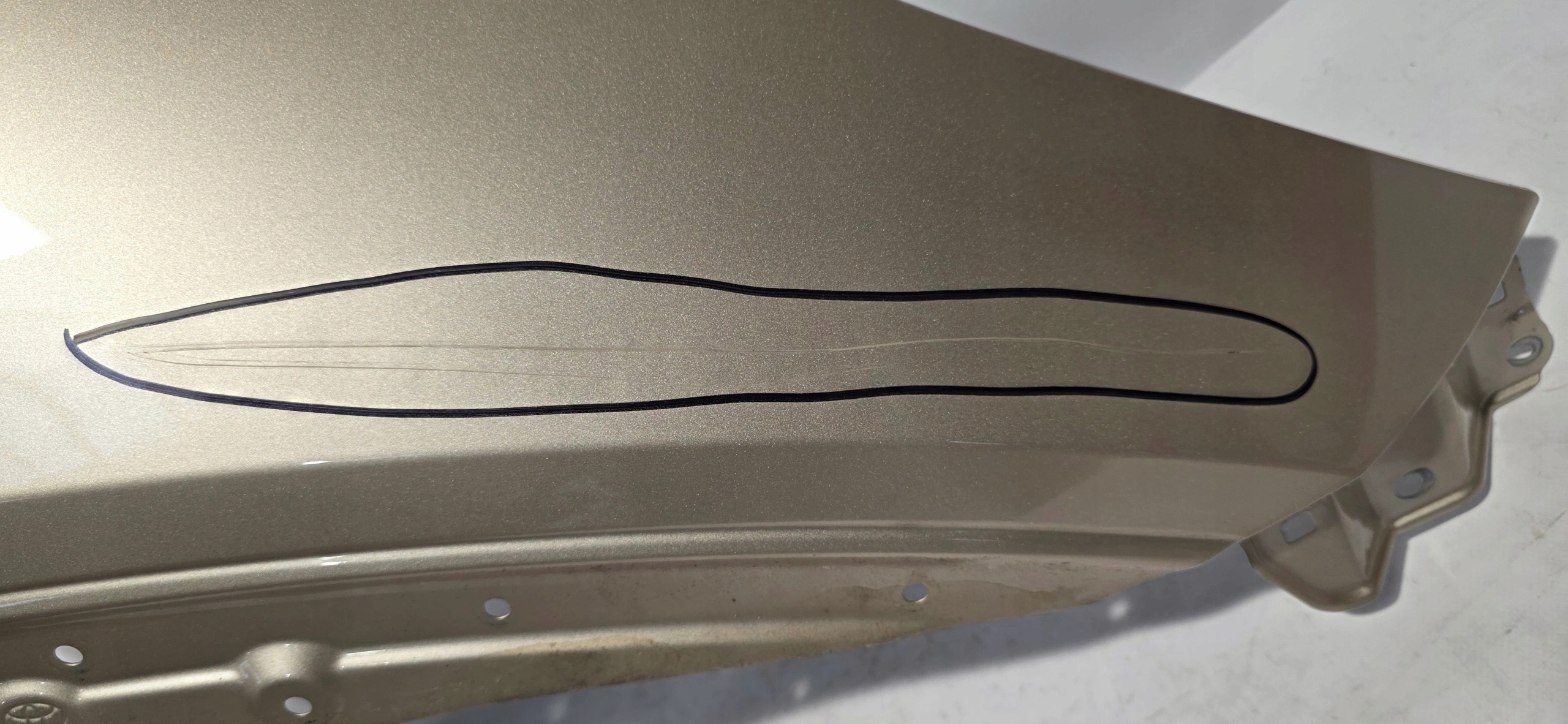 fender right front TOYOTA AYGO X 20- original
