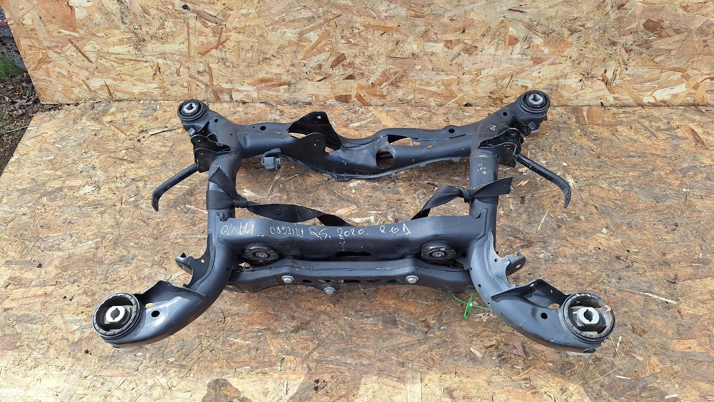 axle beam subframe axle beam rear part 4N0505315AJ AUDI A8 D5 Q5 80A A6 C8