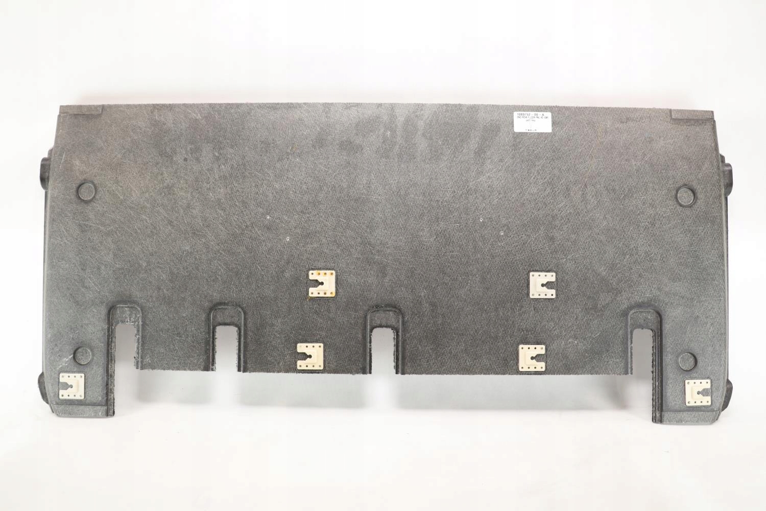 TESLA MODEL X TAPICERKA PODLOGI 2 RZADU FOTELI Part manufacturer Tesla