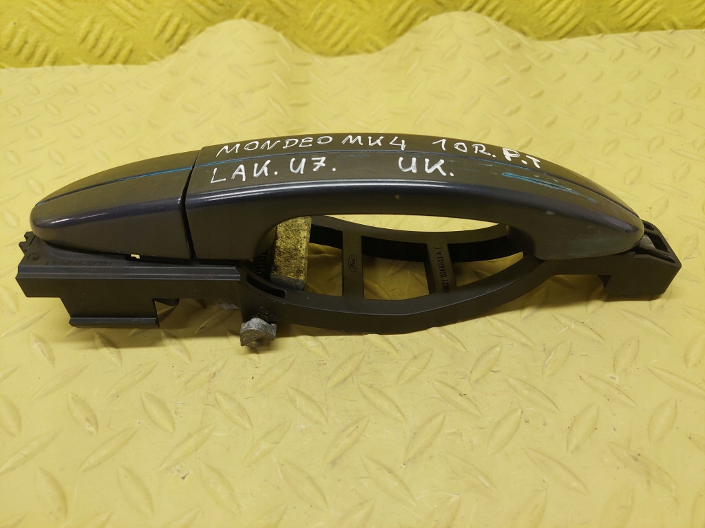 FORD MONDEO MK4 handle right rear part LAKIER U7