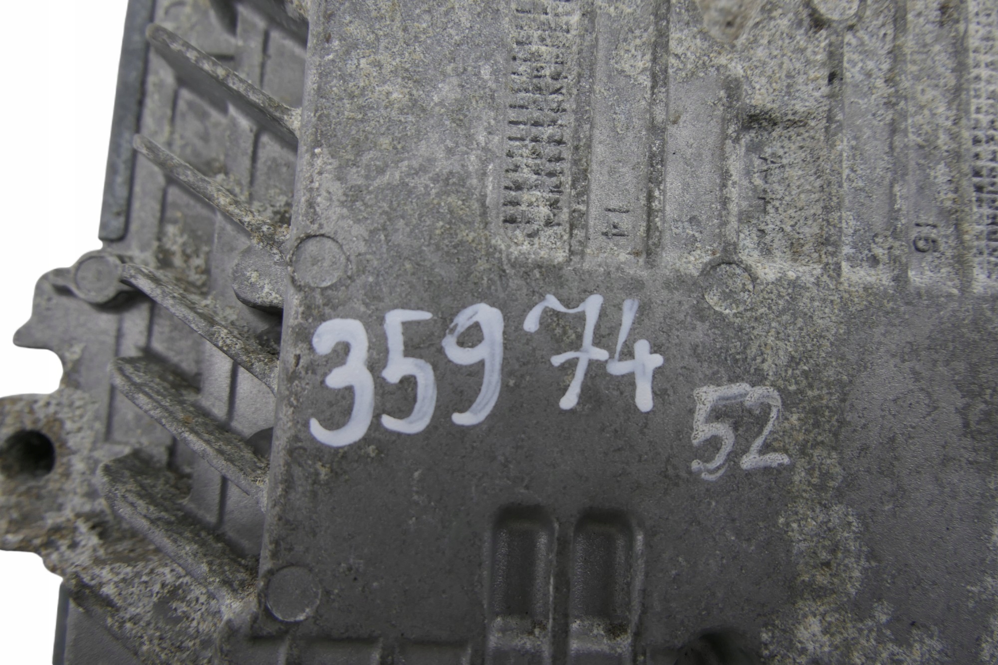 computer control unit of the engine FORD C-MAX MK2 1.6 TDCI AV61-12A650-BVB