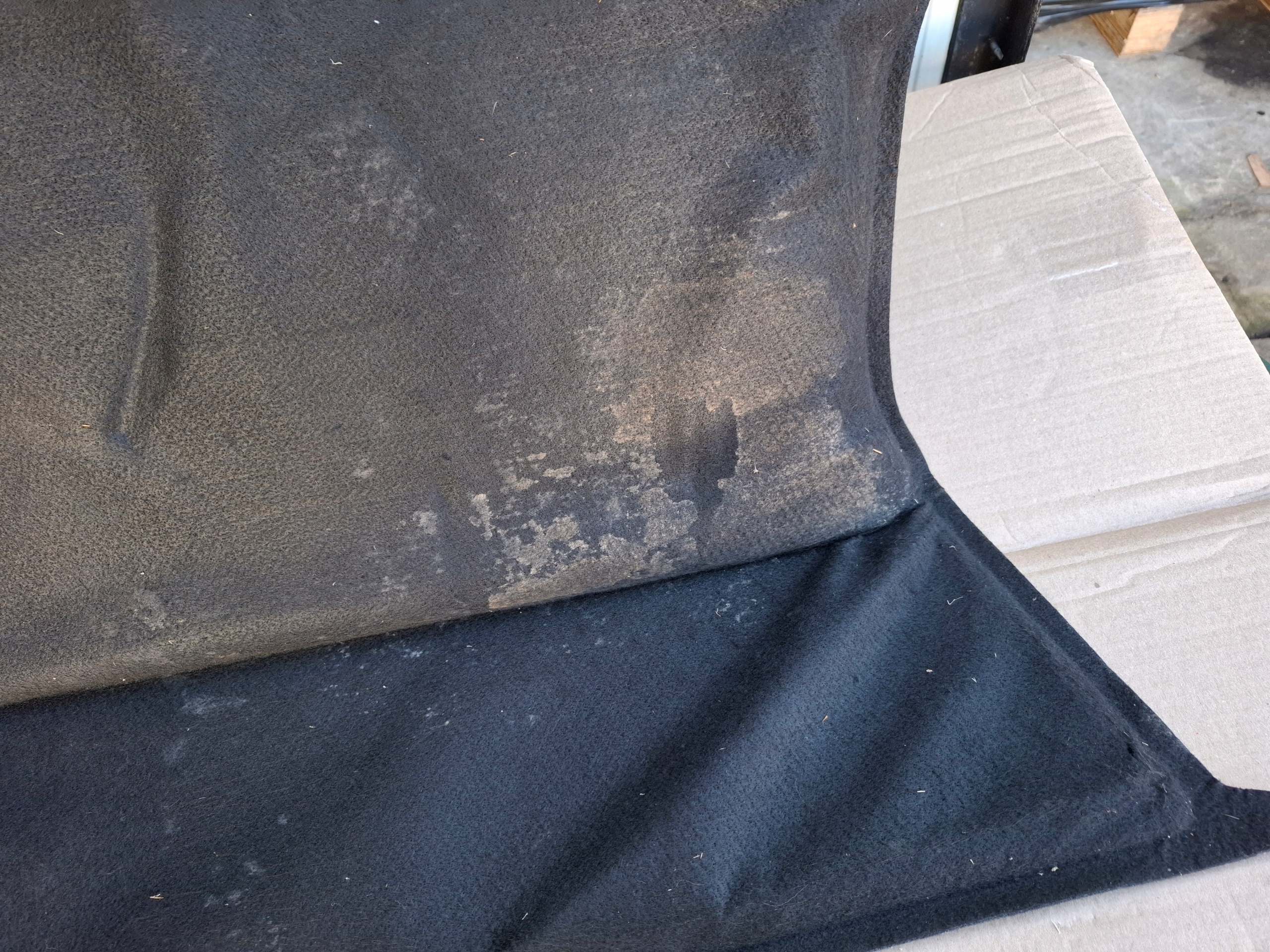 FORD MONDEO MK5 HB floor mats boot DS73-A13065-AK