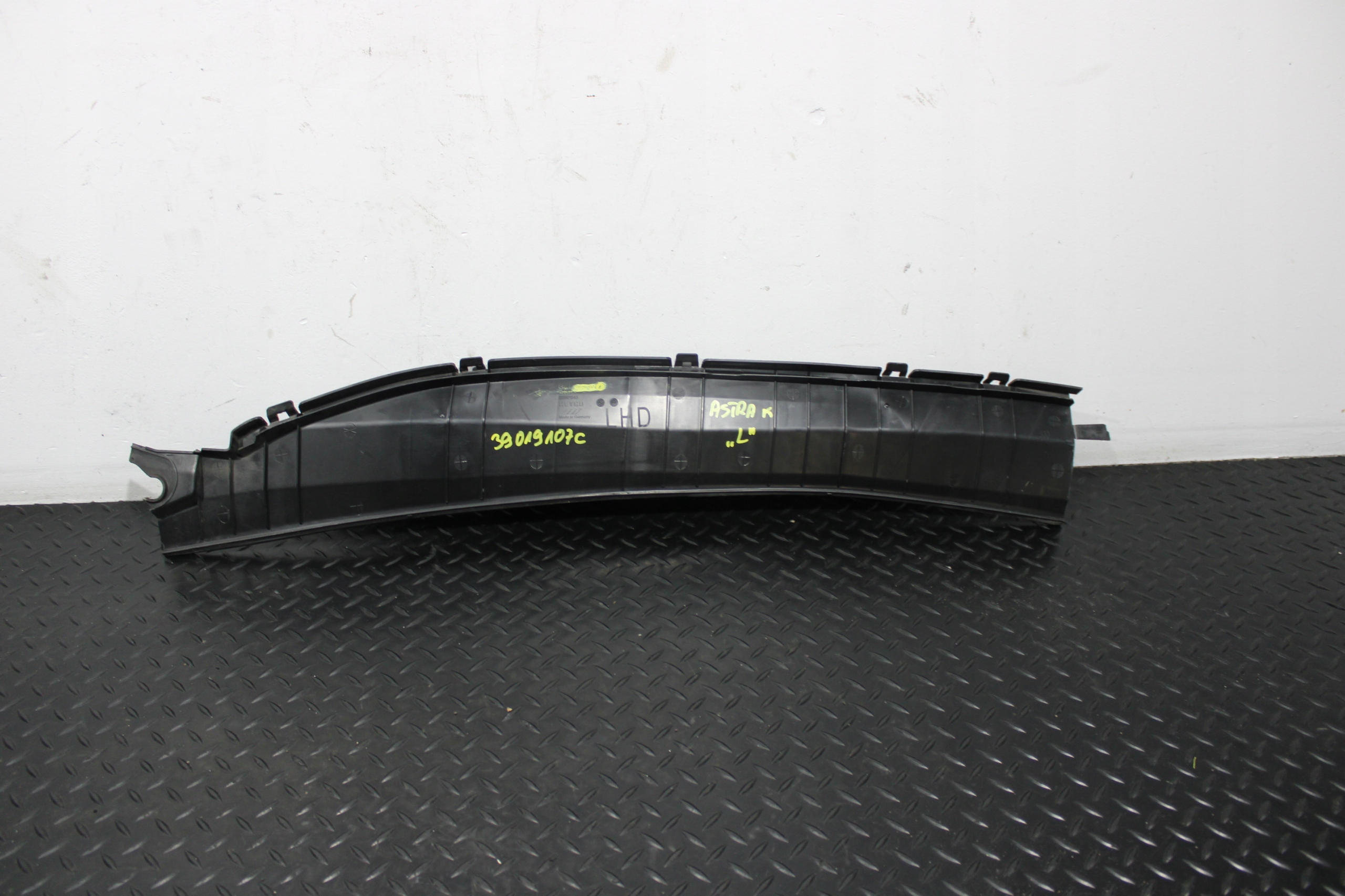 torpedo lower left OPEL ASTRA K V 5 39019107C
