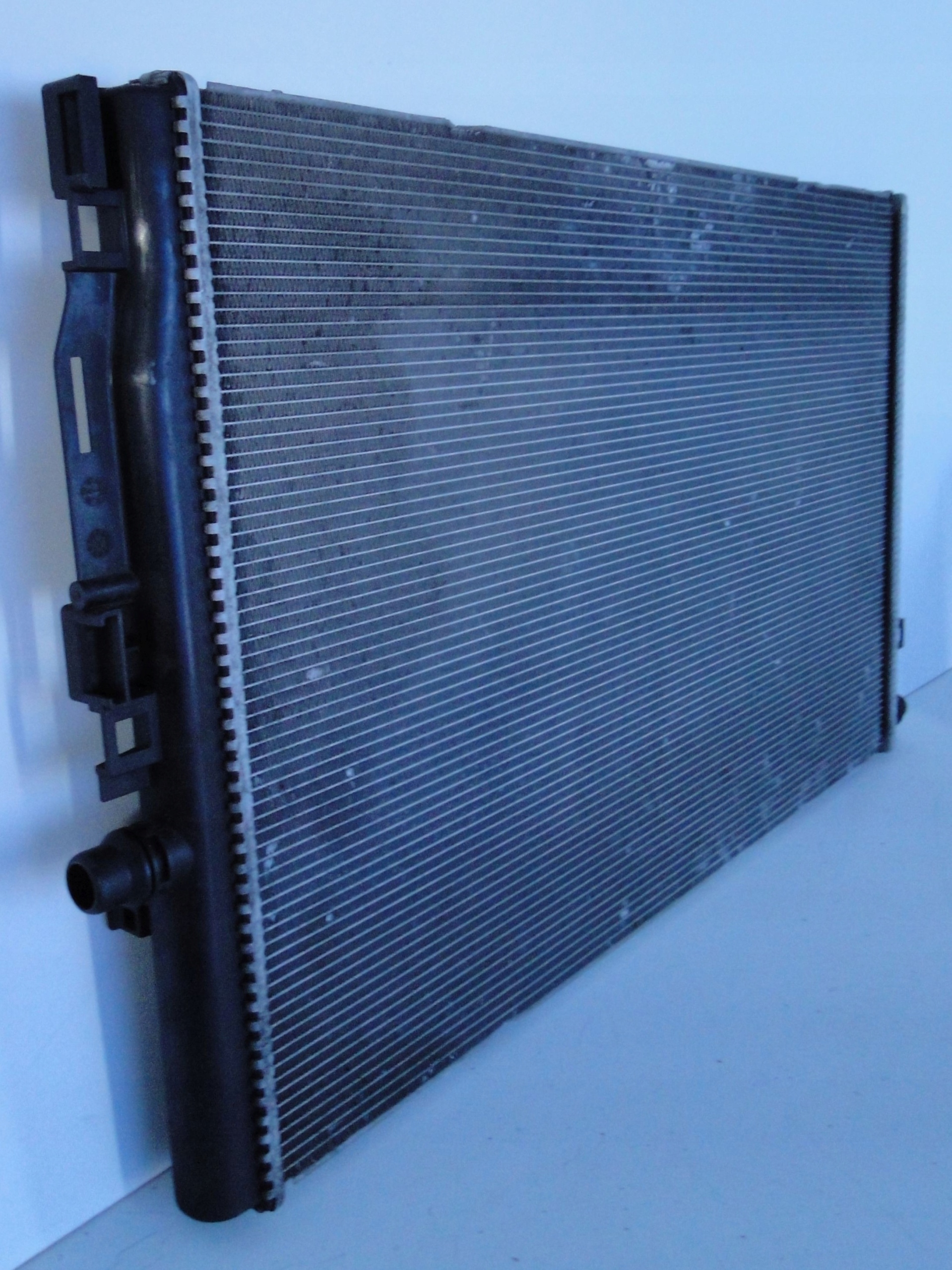 MERCEDES E W213 S213 213 AMG GT 190 X290 290 CHŁODNICY WODY NT 63 AMG Producent części Mercedes-Benz OE