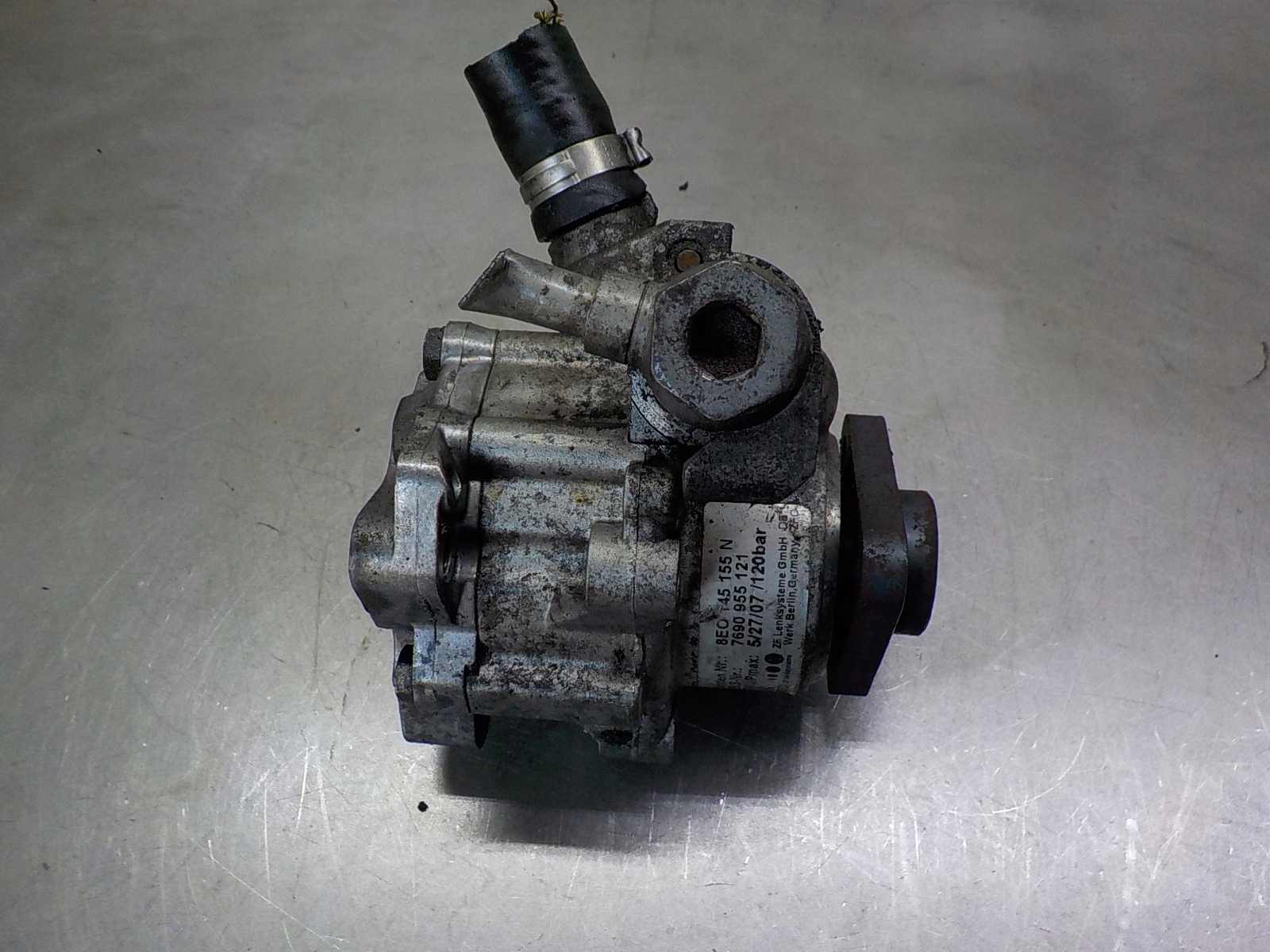 AUDI A4 B7 2.0 TDI servo pump 8E0145155N