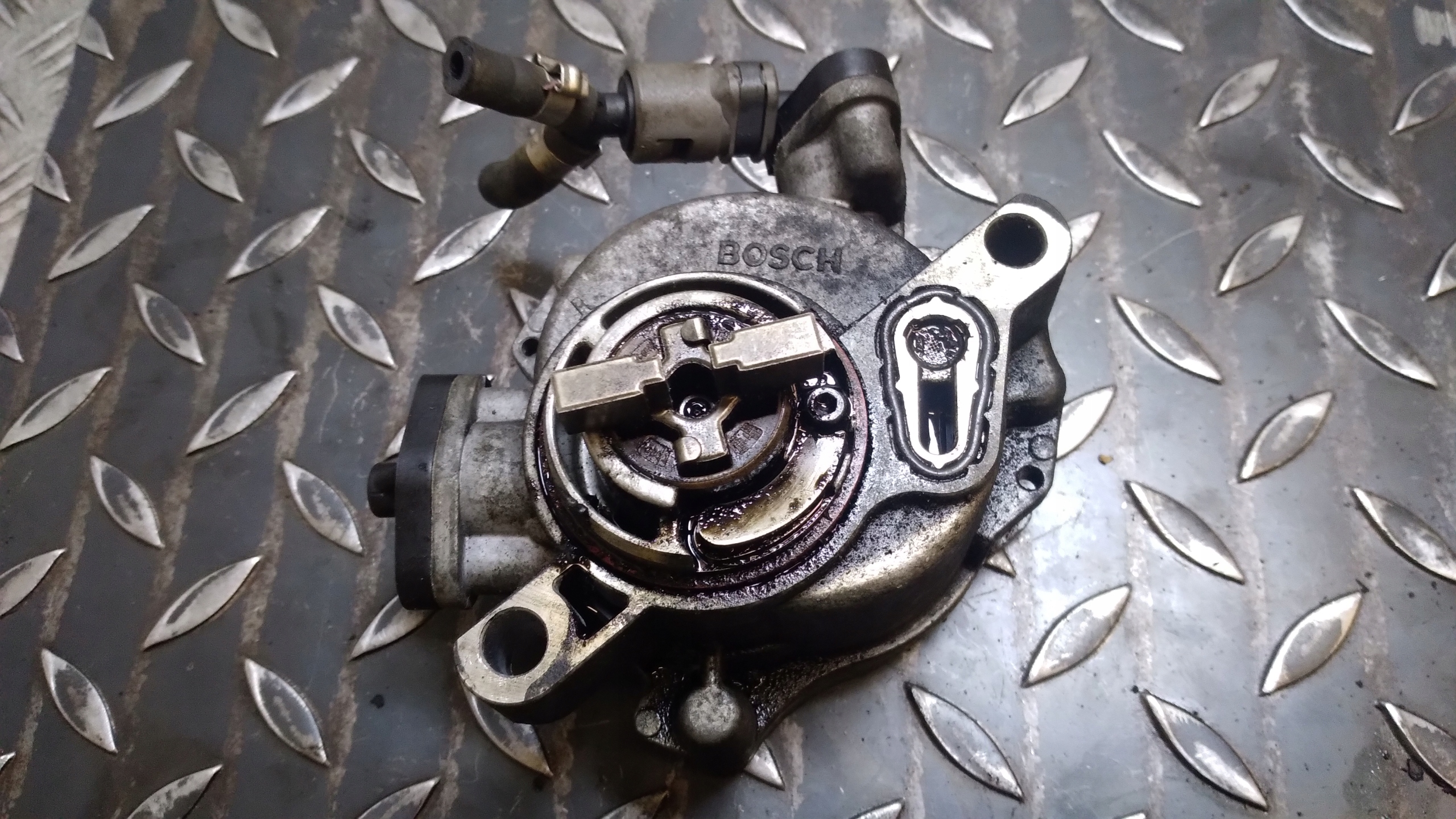 Pompa VACUM VAKUM PEUGEOT 207 9684786760