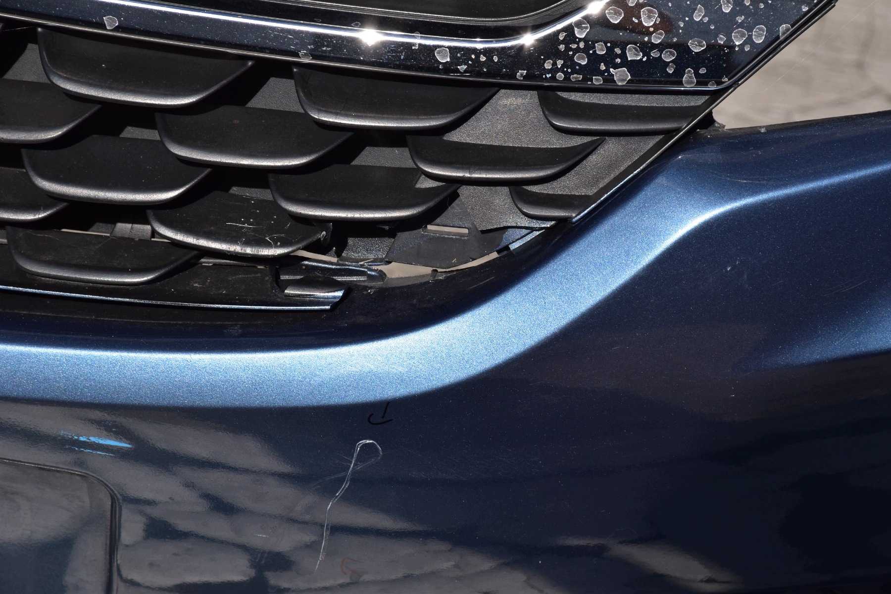 bumper front OPEL ASTRA K 2015-2019 Kod lakieru: 22S