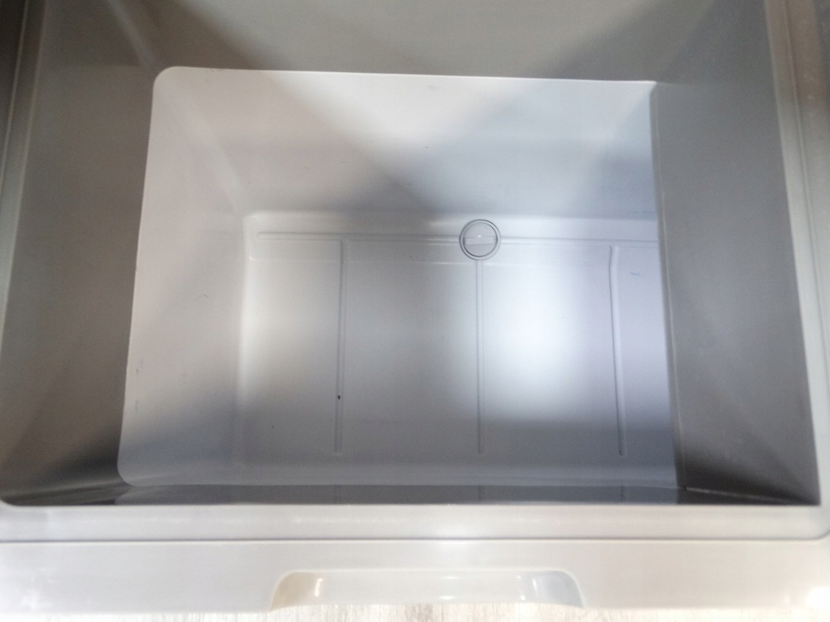 Przenośna lodówka kompresorowa YetiCool BX40 GREY Kolor szary