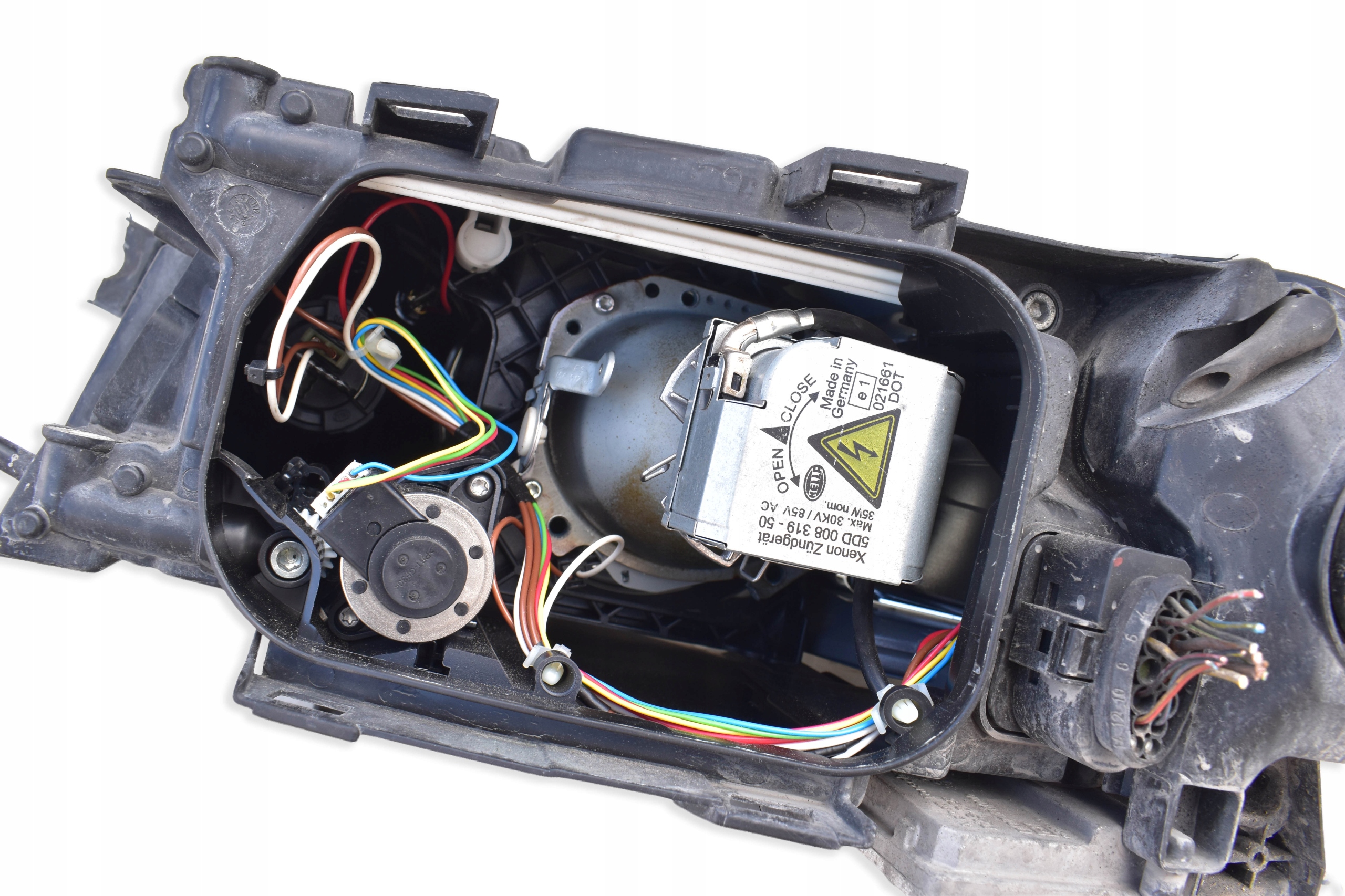 light right front Xenon Ksenon AUDI A6 C6 04-08R 4F0941030AK EU