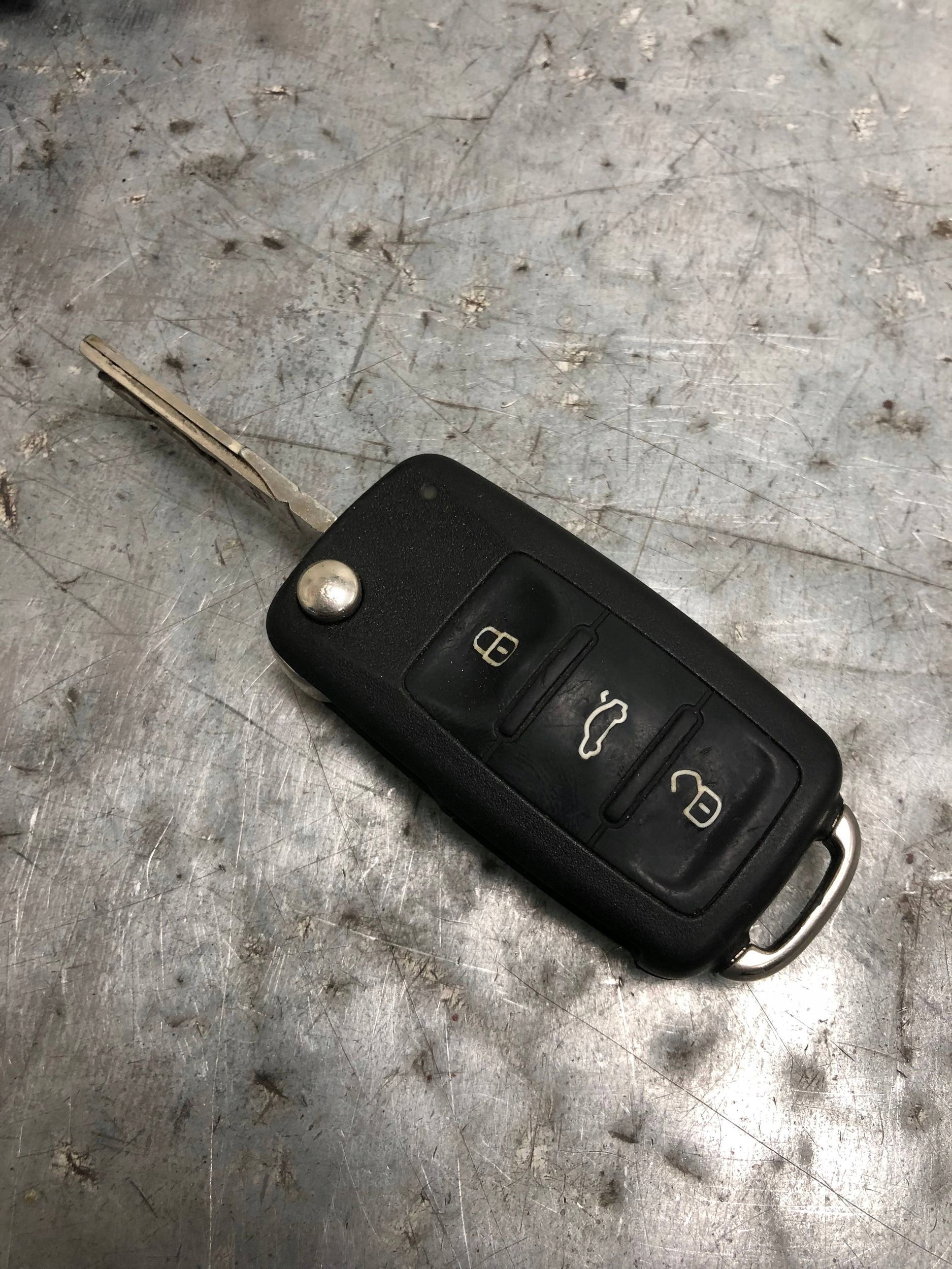 ignition + key SKODA OCTAVIA II LIFT 1K0905851B