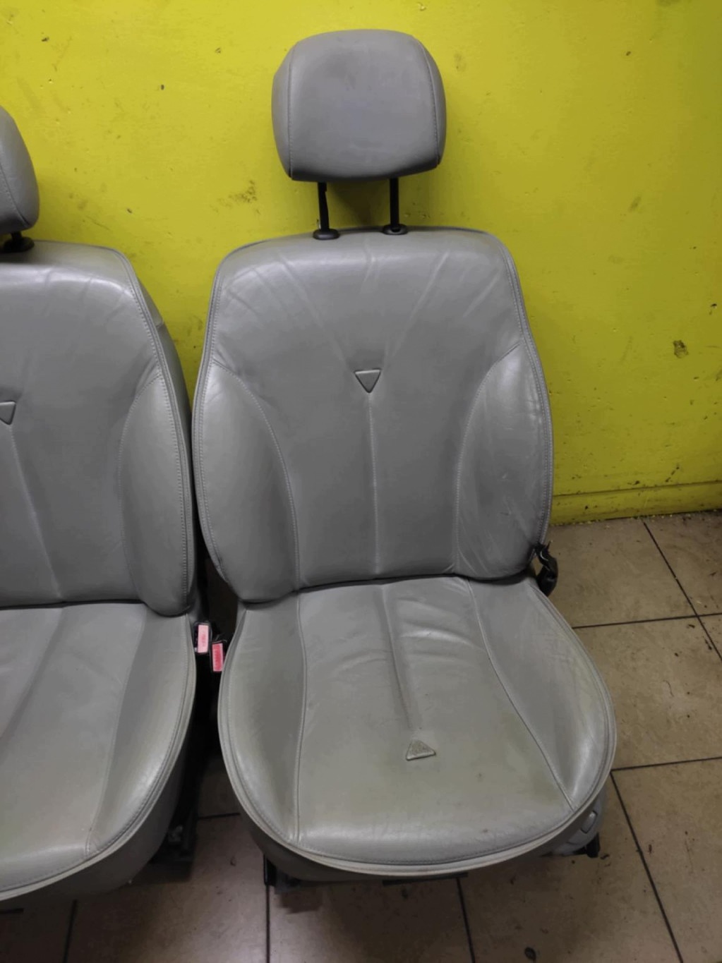 RENAULT LAGUNA II FOTELE eleje