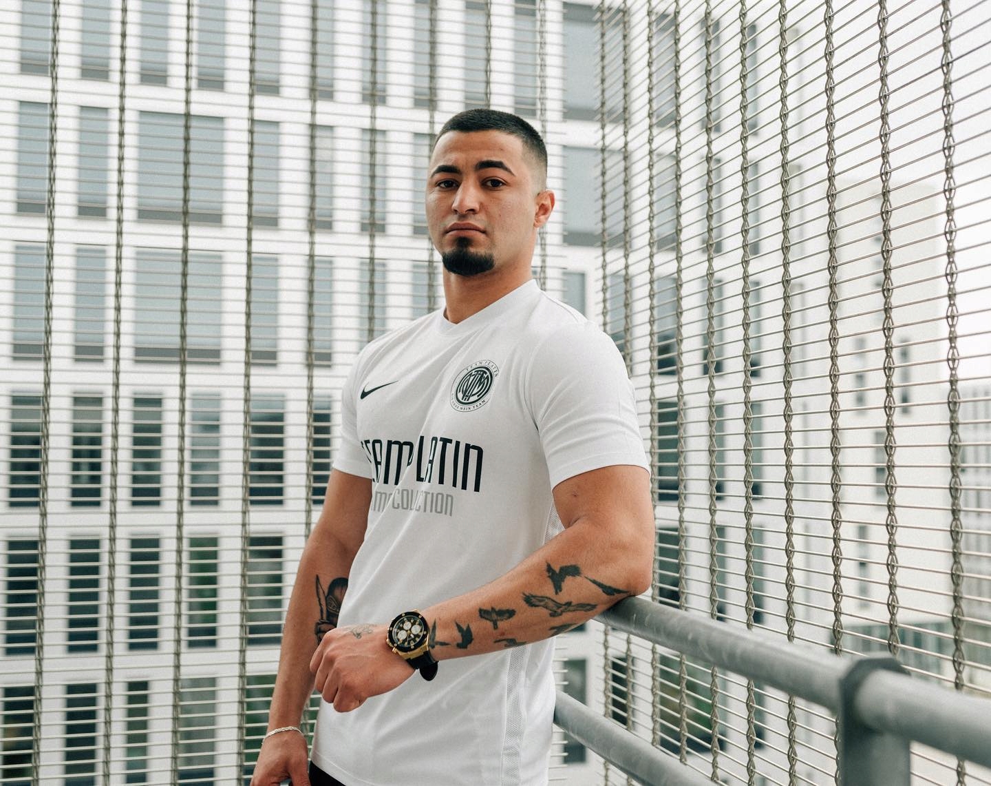 KOSZULKA NIKE MĘSKA TEAM PLATIN SPORTOWA DRY-FIT rozmiar L Kolor dominujący biały