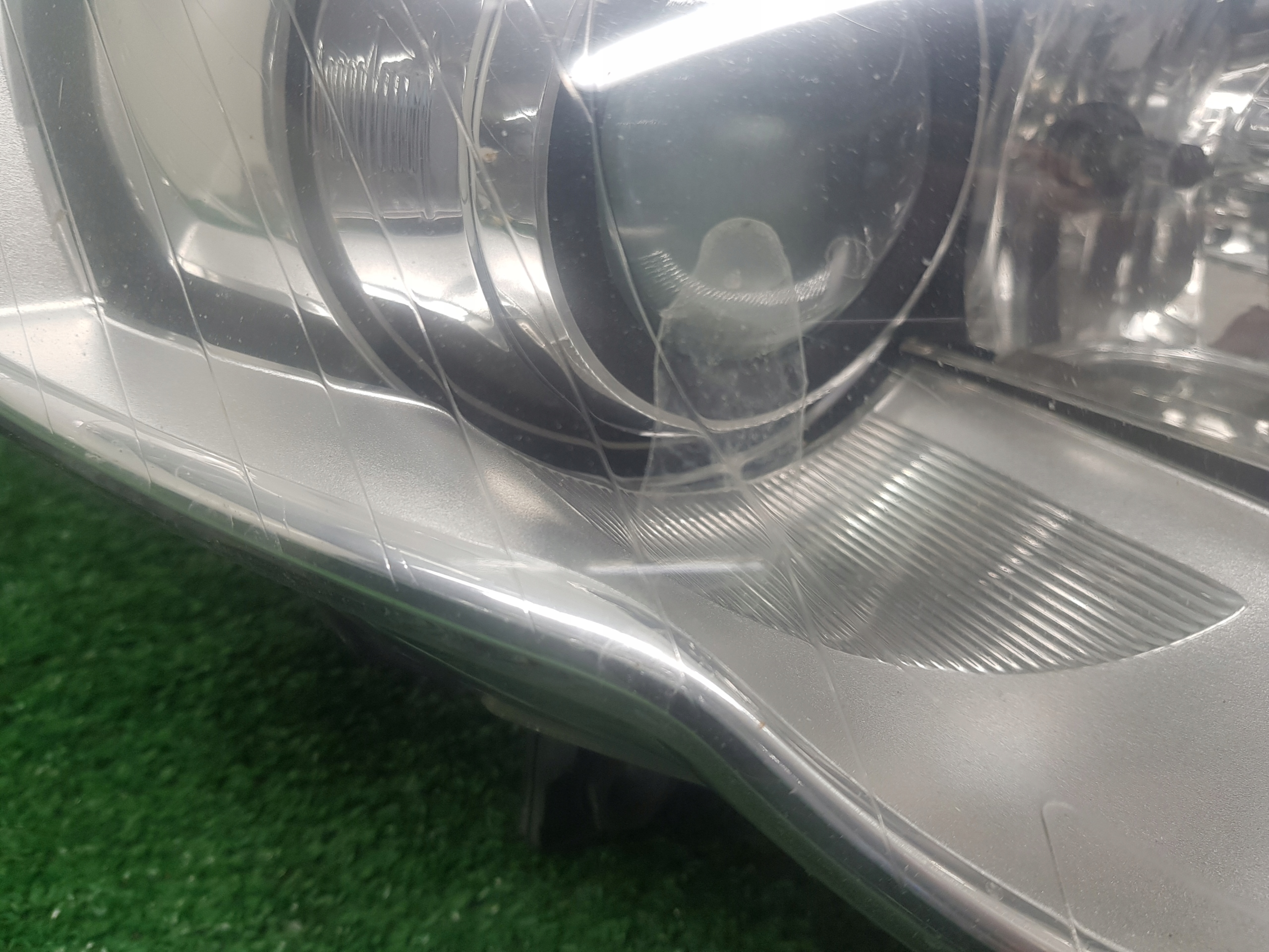light right front XENON VW PASSAT B6 3C0941752D 89312660 3D0907391B