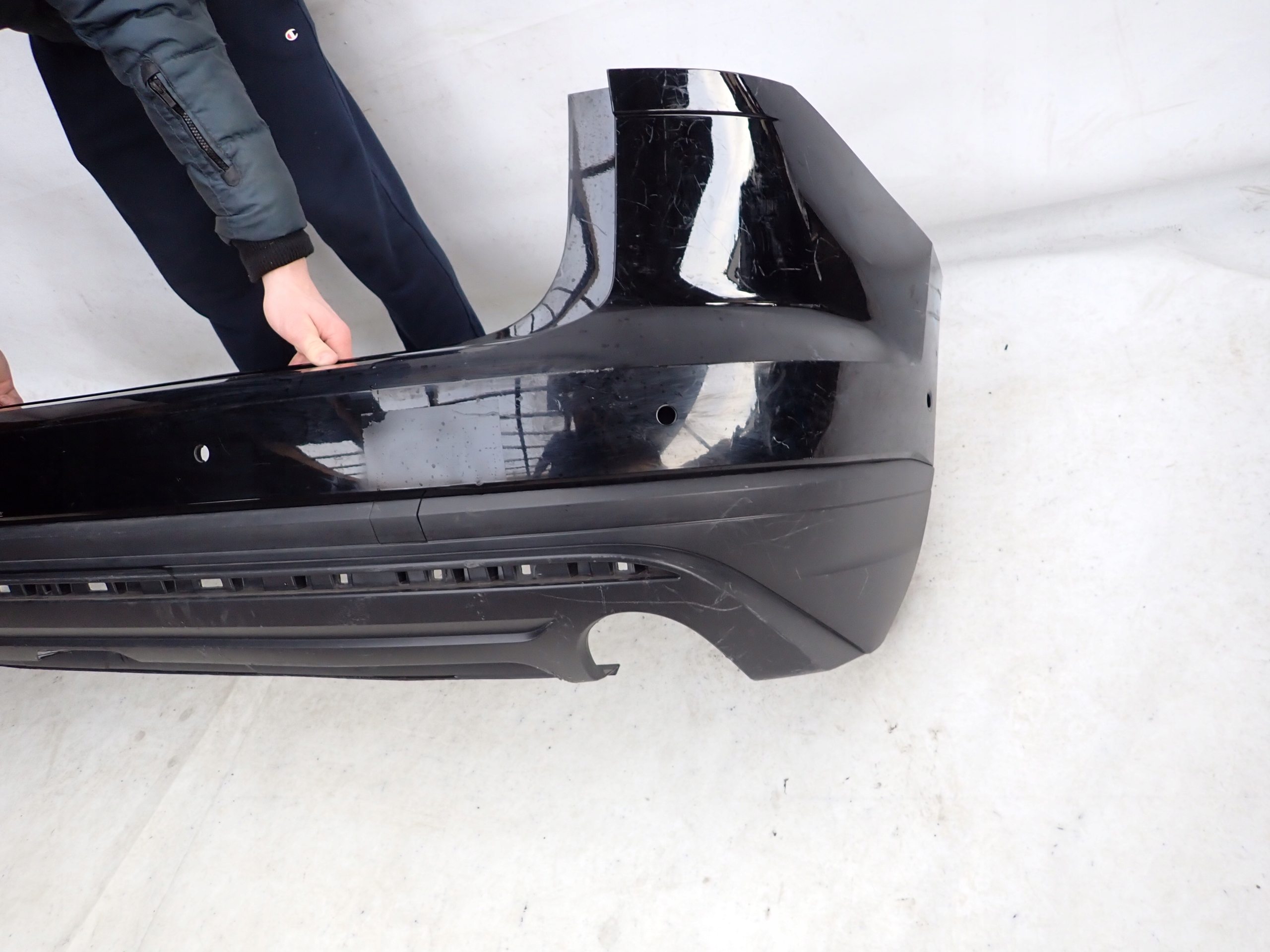 VW TOUAREG III 760 18- bumper rear part rear PDC
