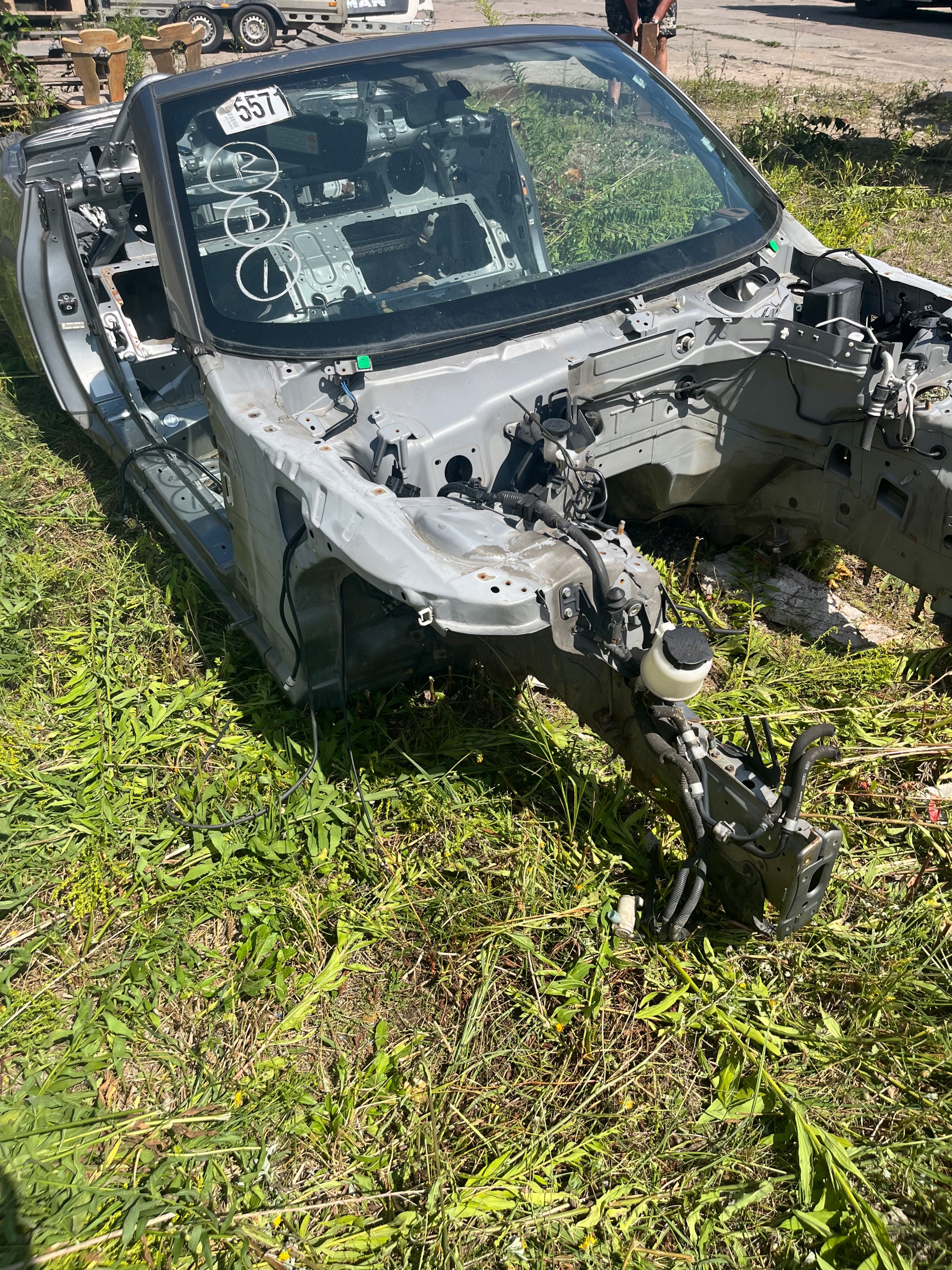 NISSAN50z ЧЕТВЕРТИНА ПЕРЕДНЯ ПРАВА ФАРТУХ ЛОНЖЕРОН