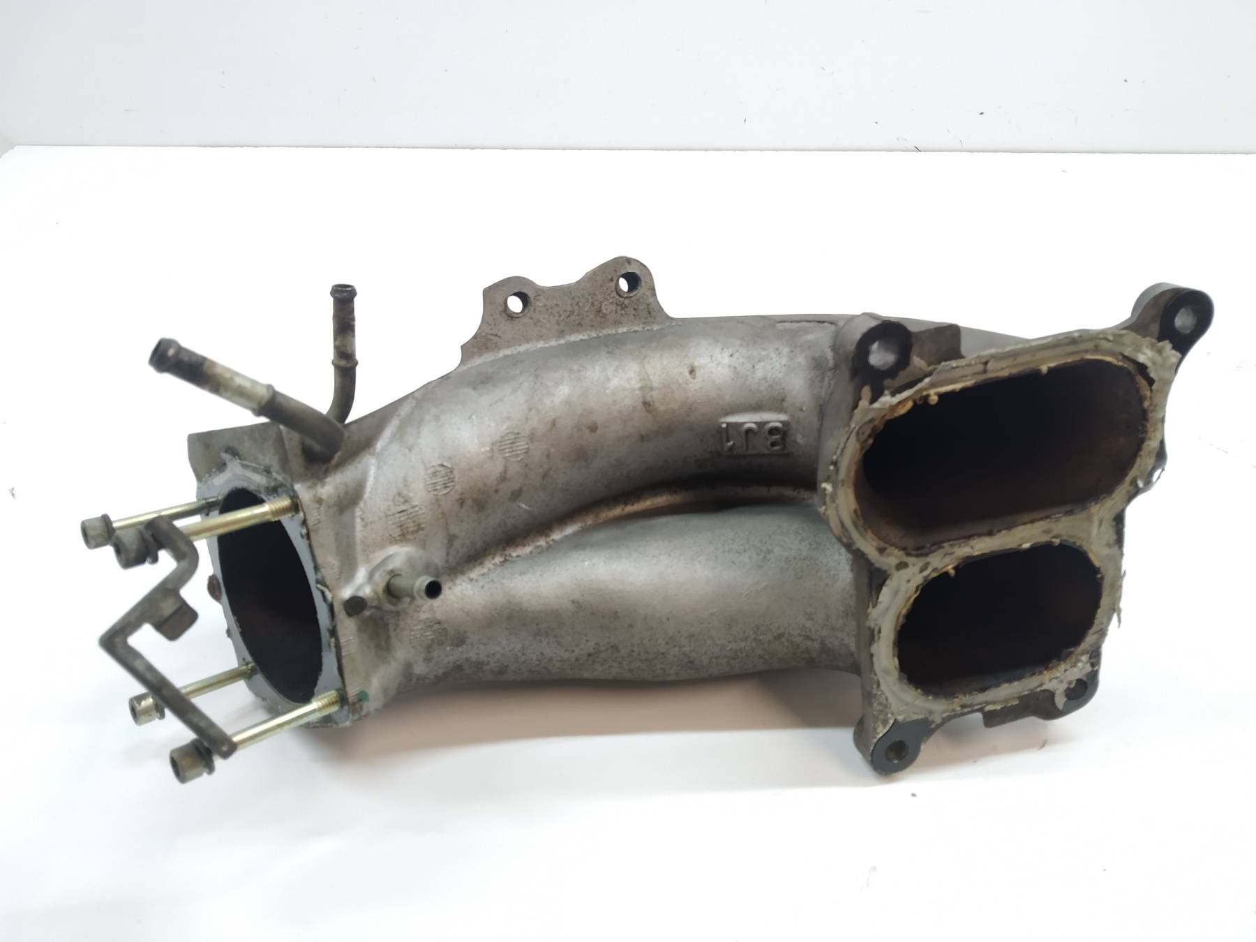 air hose 3.5 V6 VQ35DE Renault Vel Satis and (2002-2009)