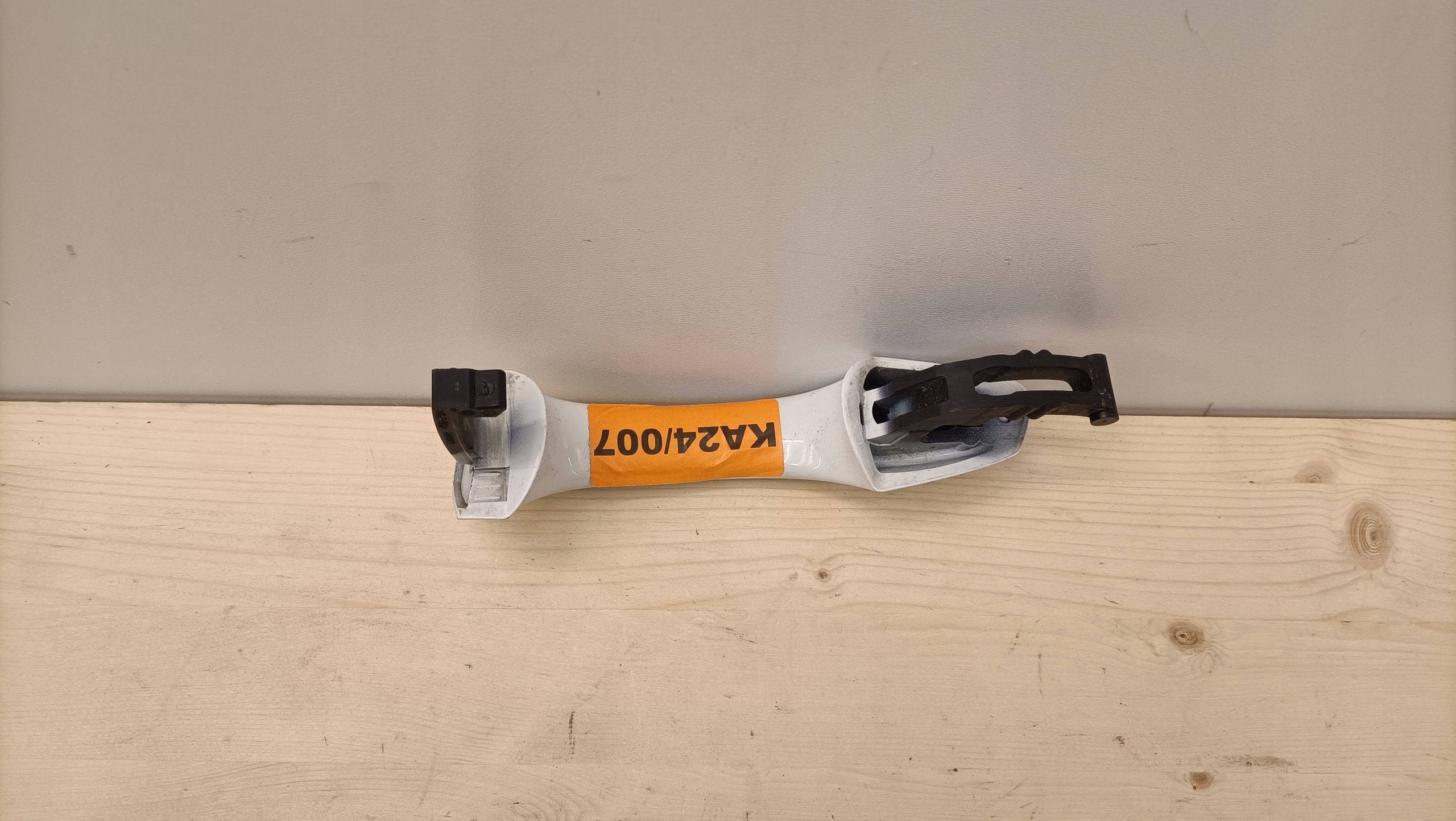 VW GOLF 7 VII handle door right front rear part 5G0837206 KA24/007