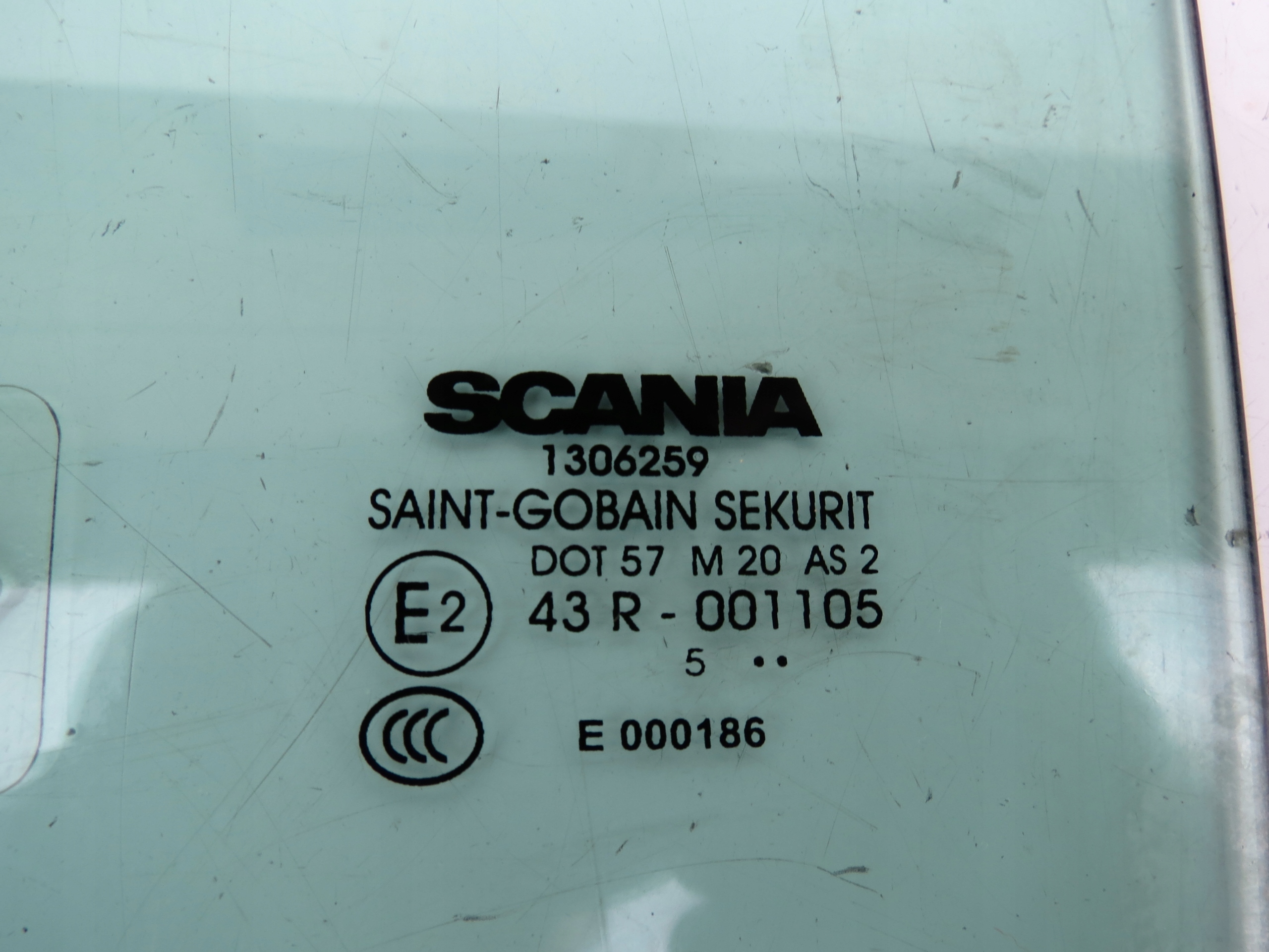 window door left driver´s SCANIA R 2015r
