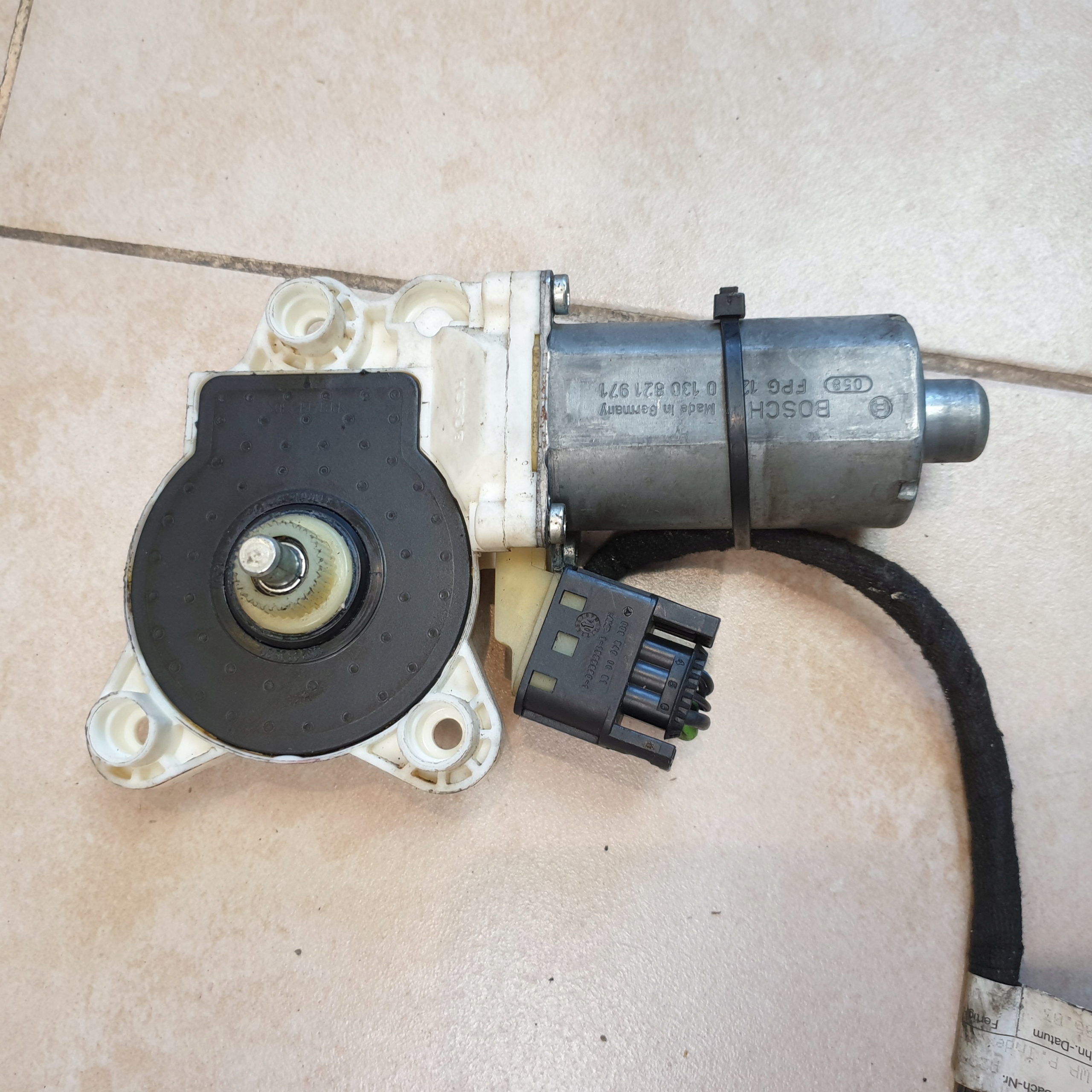 mini motor windows right front MERCEDES E W211 OE EU