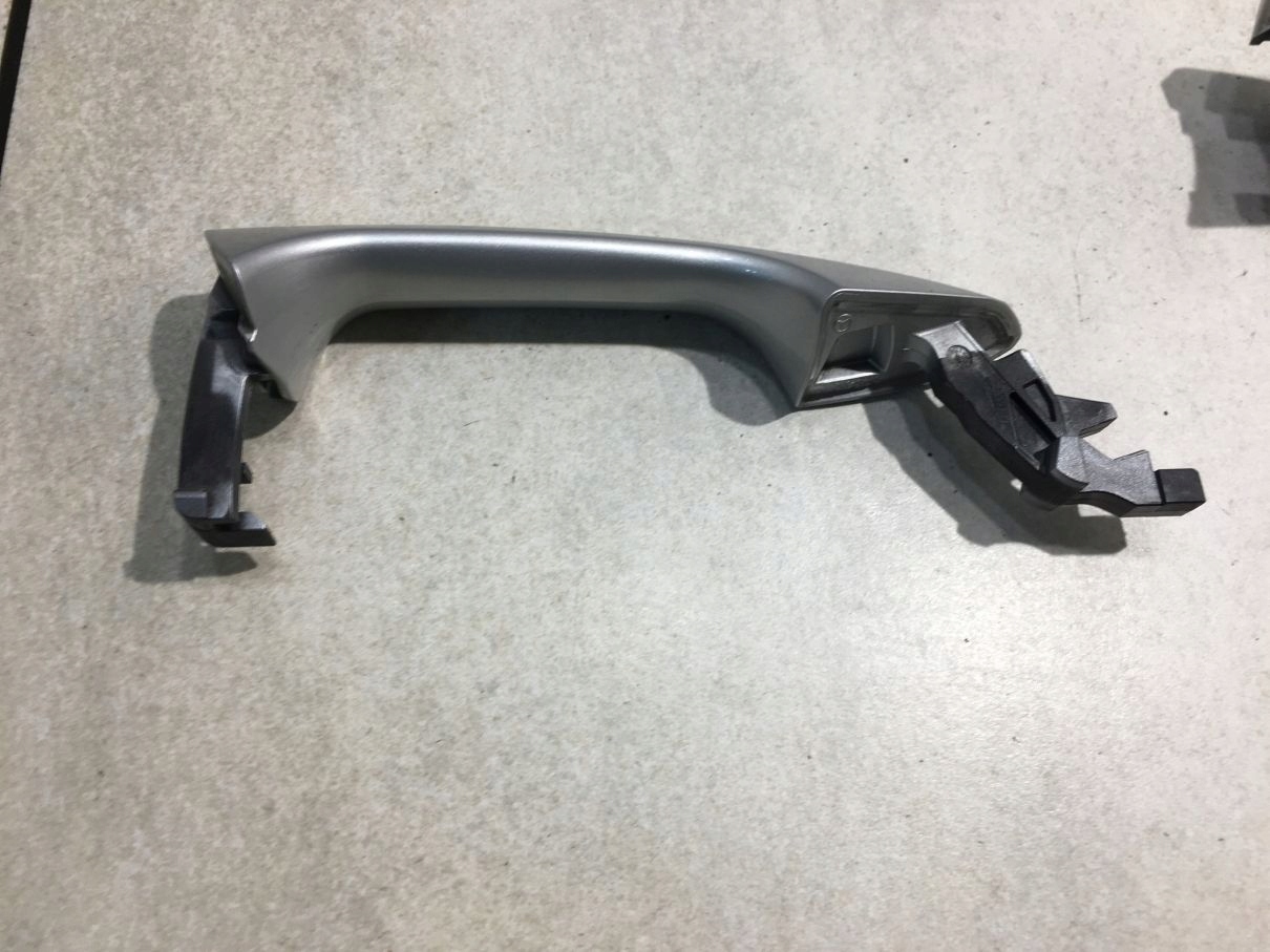 handle exterior left rear part MERCEDES W176 FL A2047600170