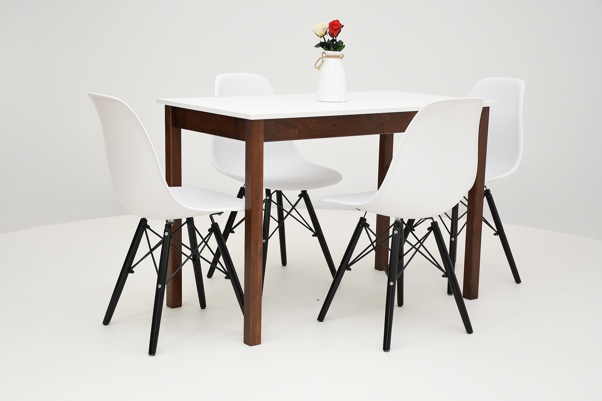 MAŁY ZESTAW DO KUCHNI STÓŁ + 4 KRZESŁA Kod producenta MAX2K87