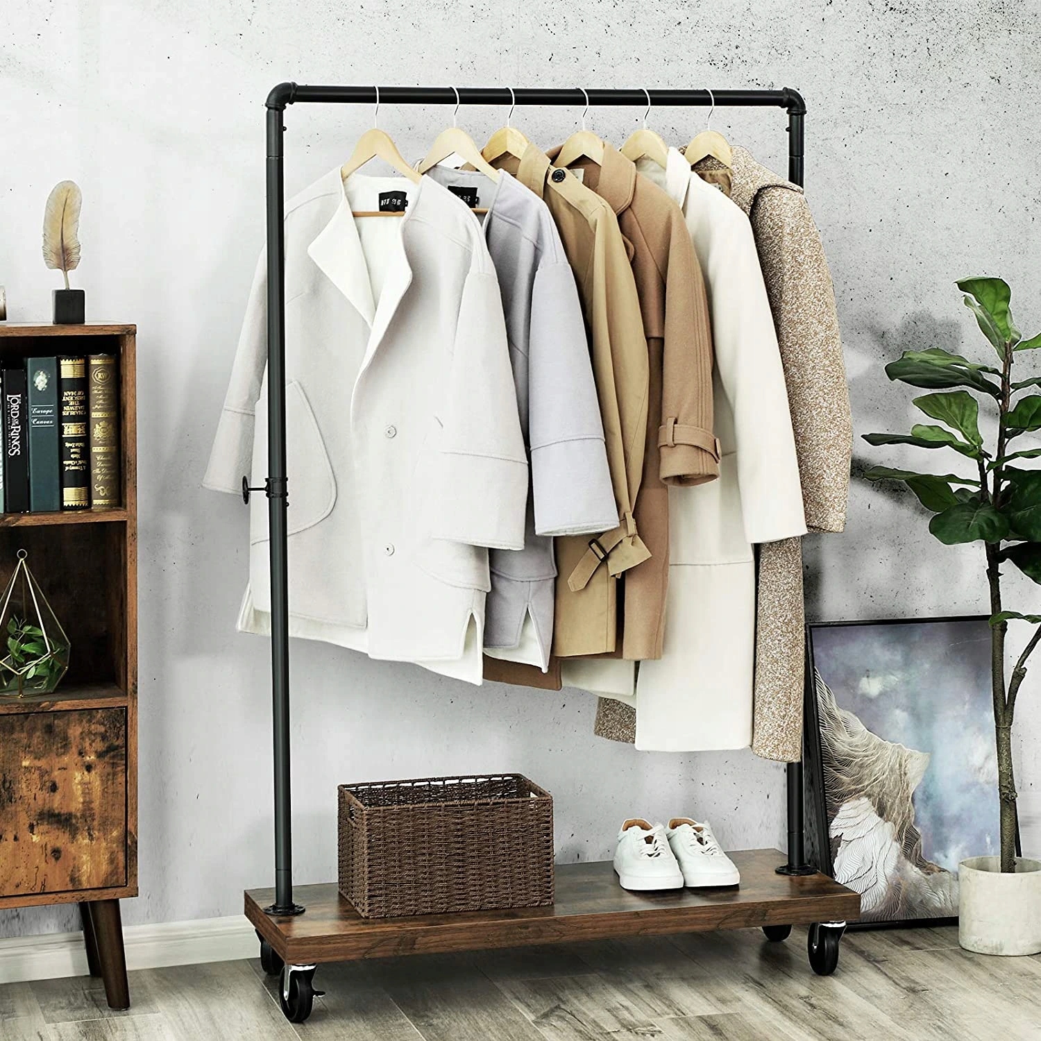 Stojan na šaty pojazdný, industriálny