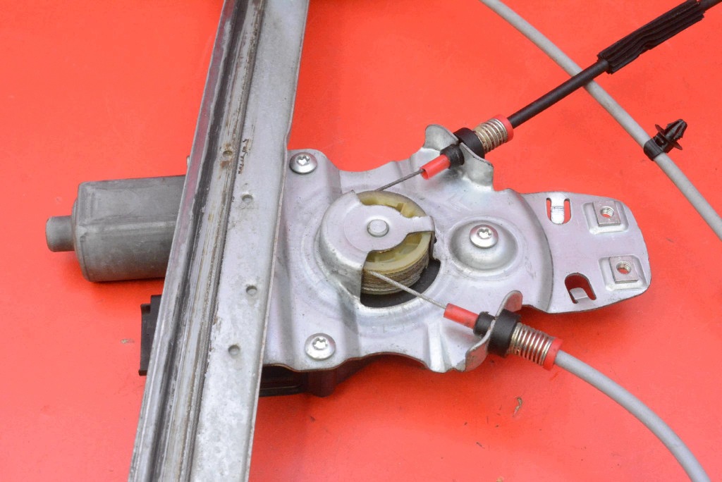 window regulator left front EU 128001111 CITROEN C5 II X7 III 08-17