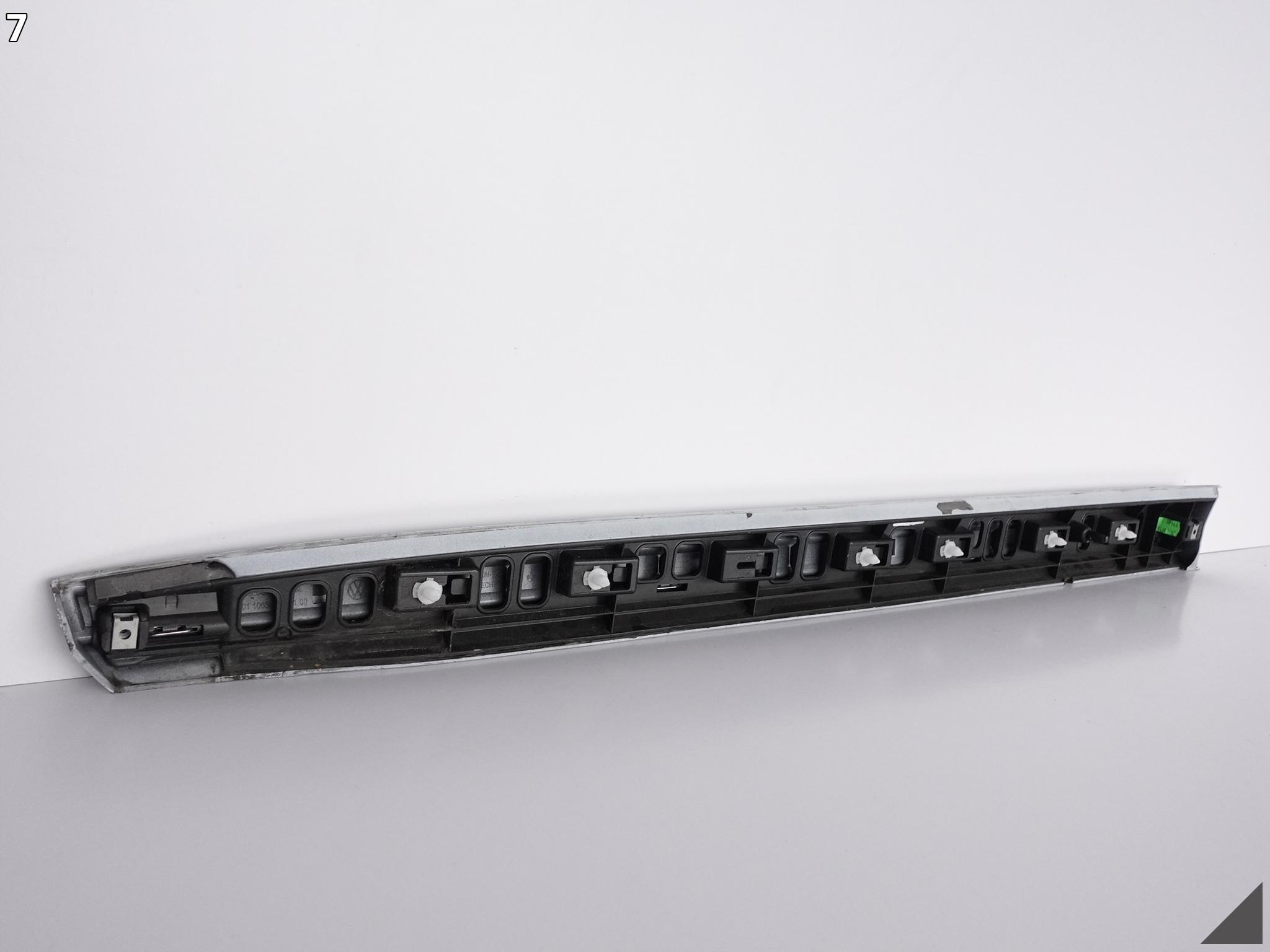 VW ARTEON 3G8 17- lower moulding door right front